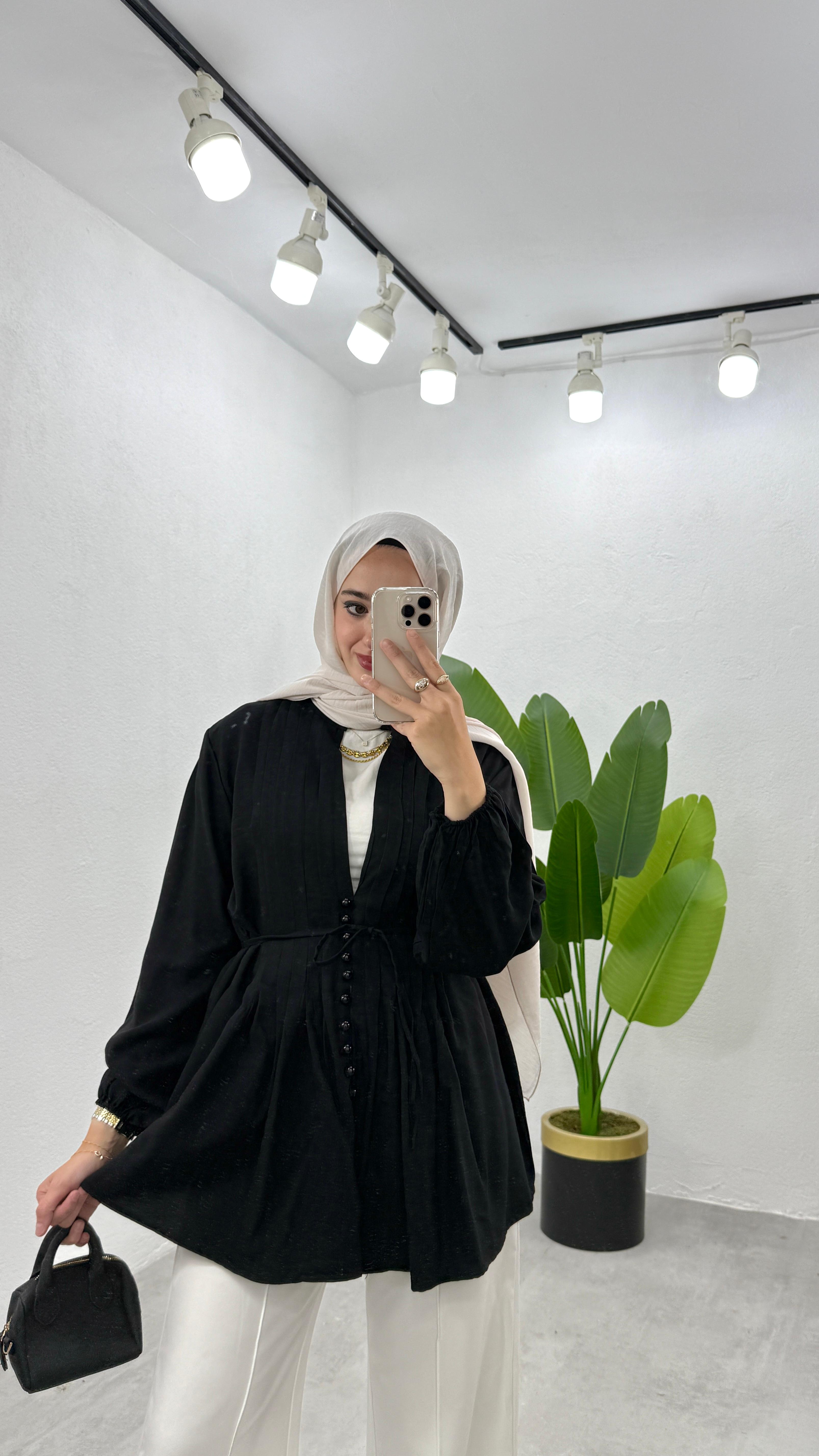 Siyah