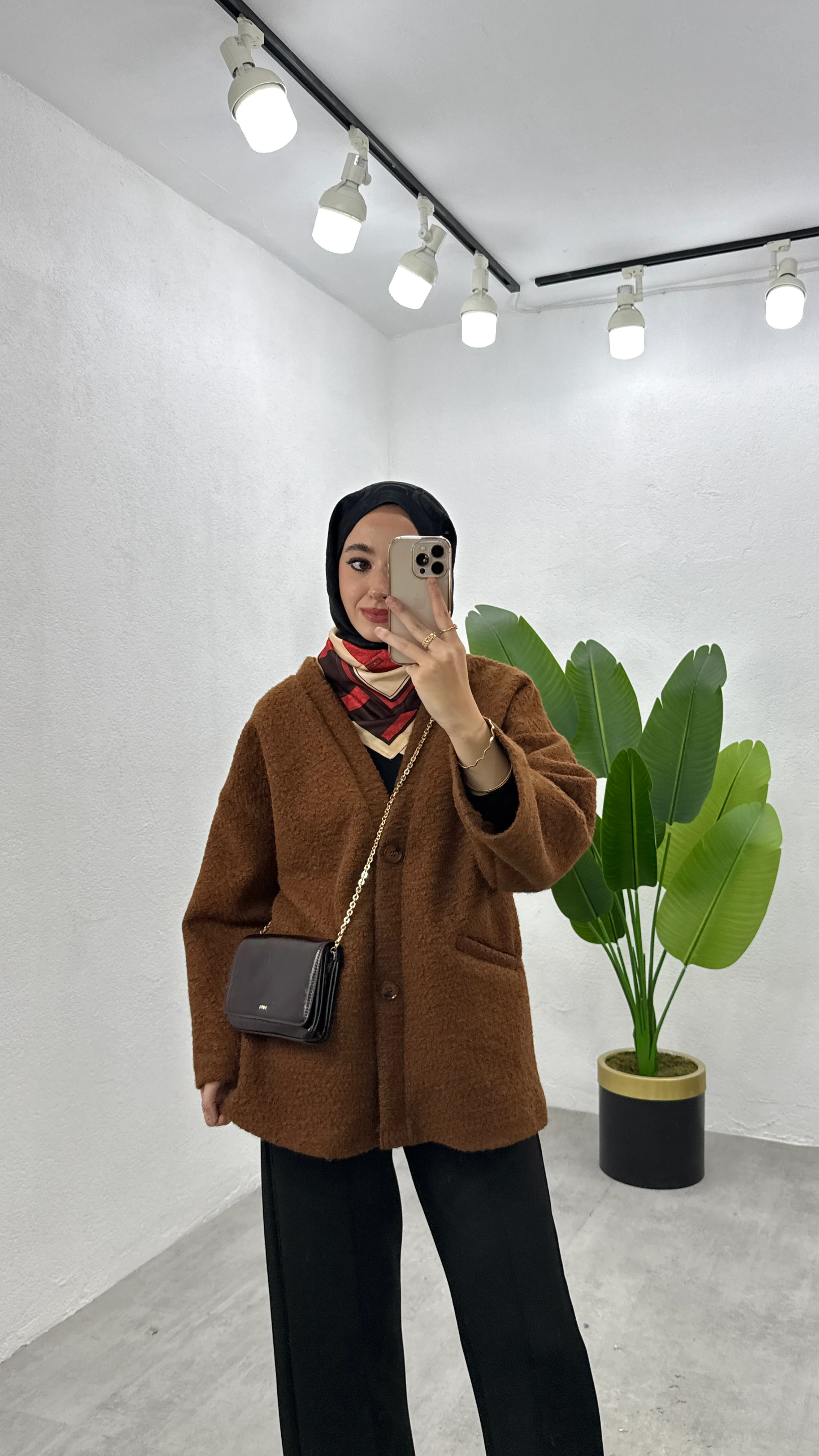 Kırçıllı Kemerli Ceket