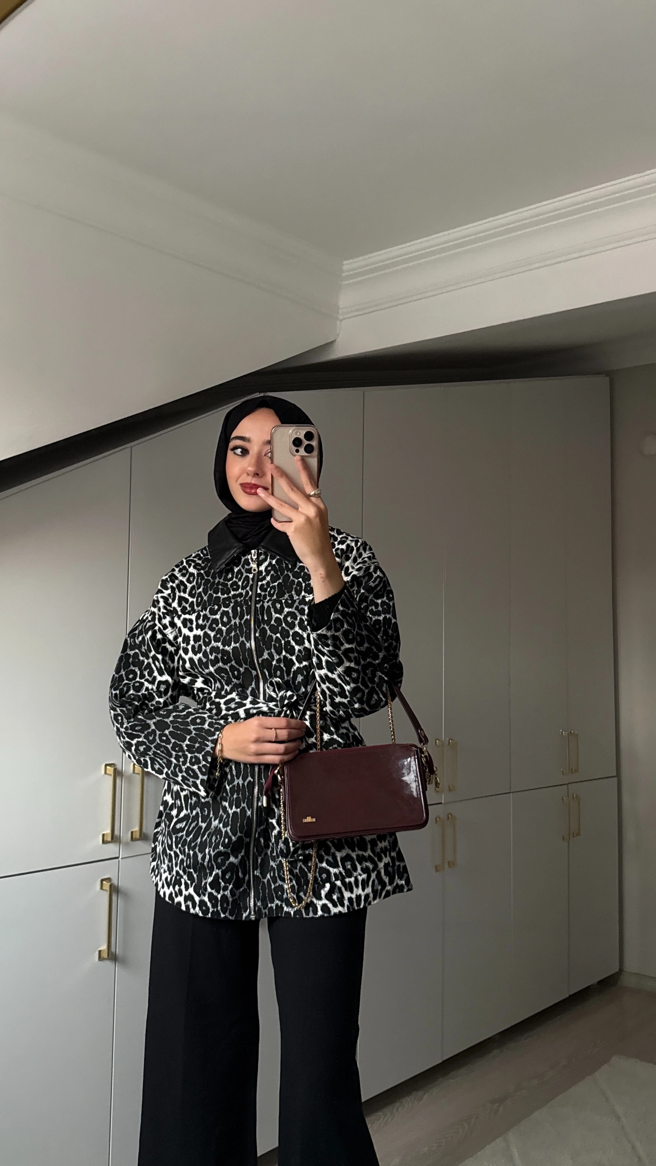 Deri Yakalı Leo Ceket