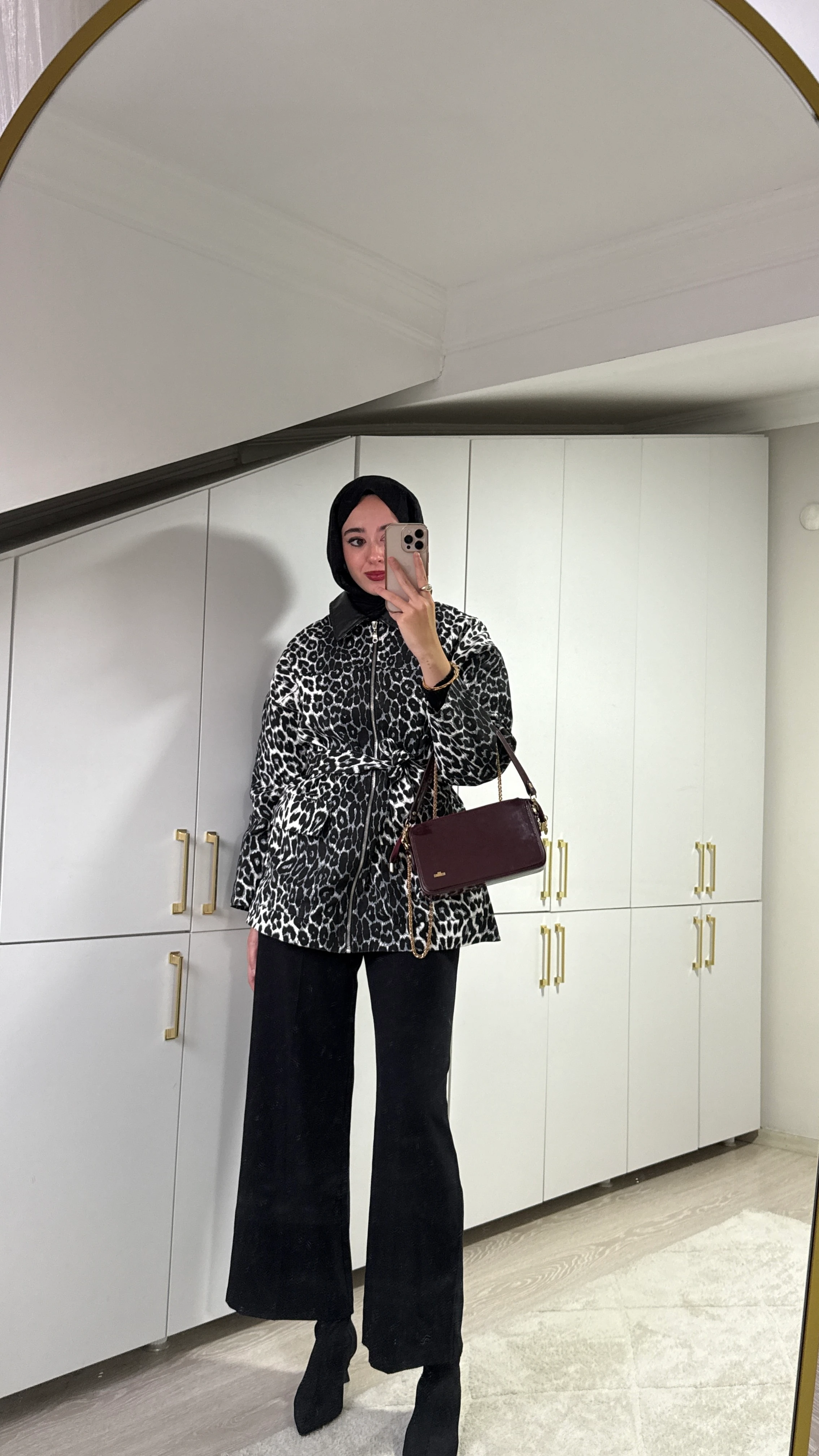 Deri Yakalı Leo Ceket