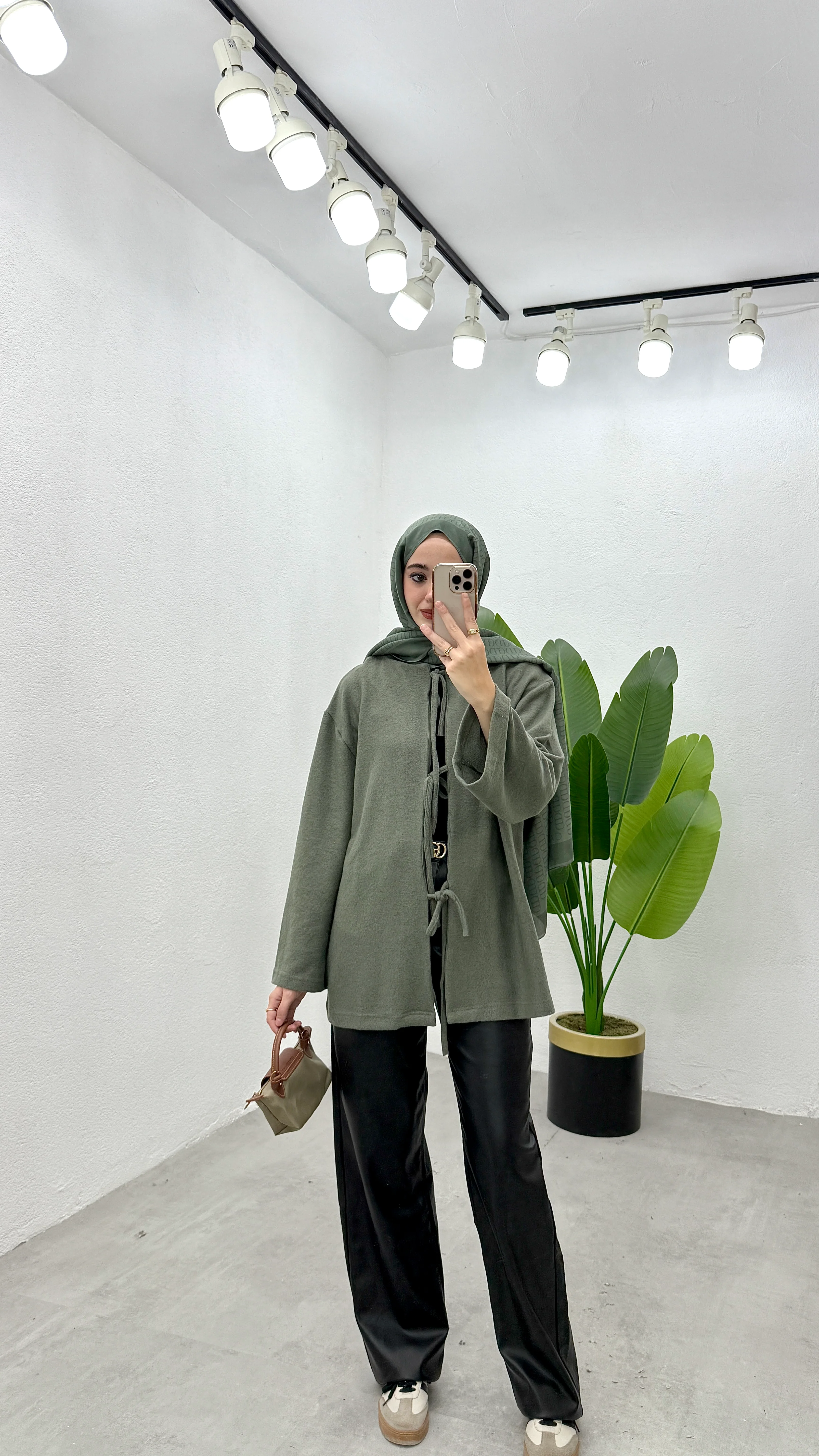 Bağlamalı Yumy Hırka