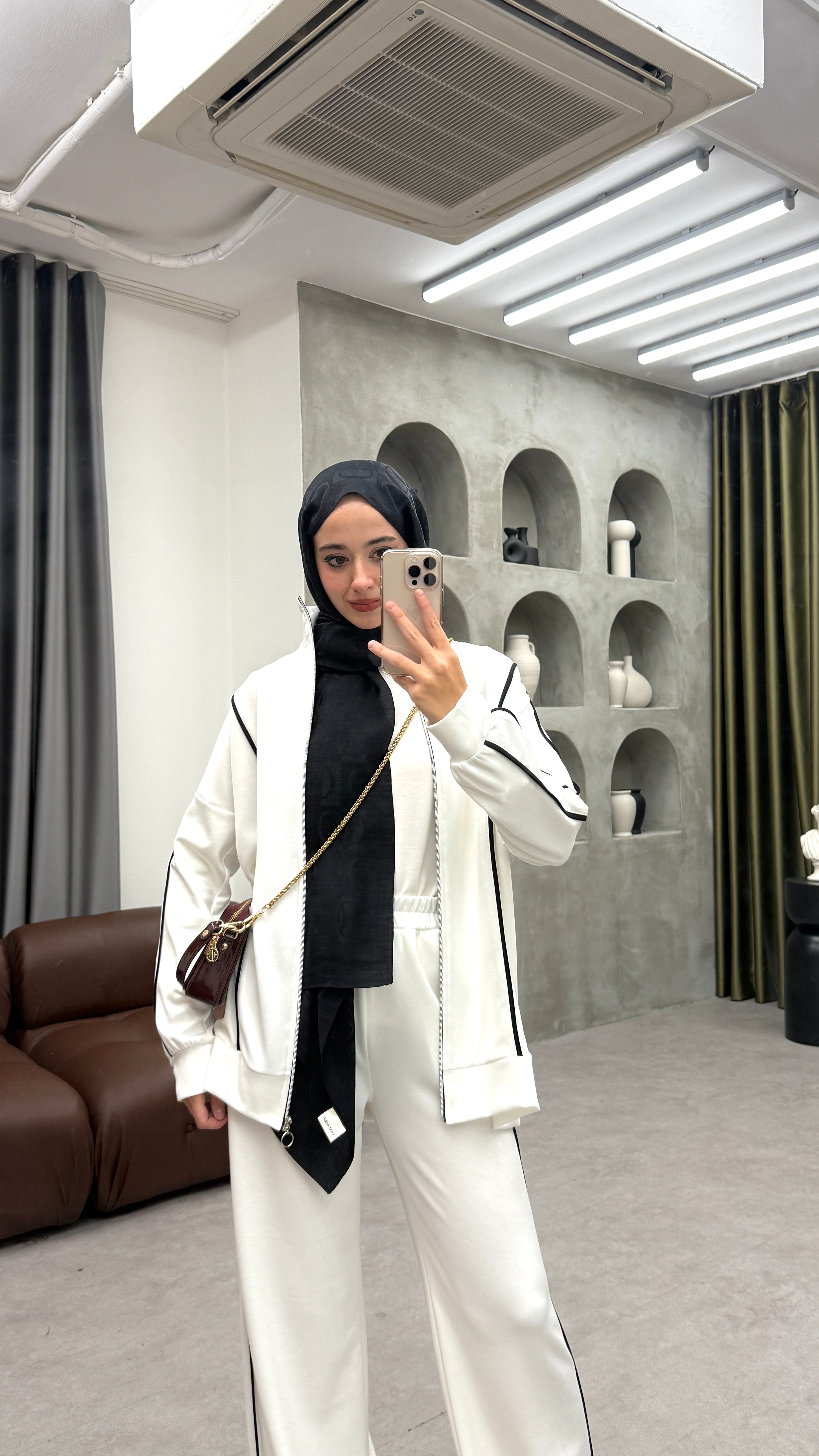 Oysh Şeritli Takım - Beyaz