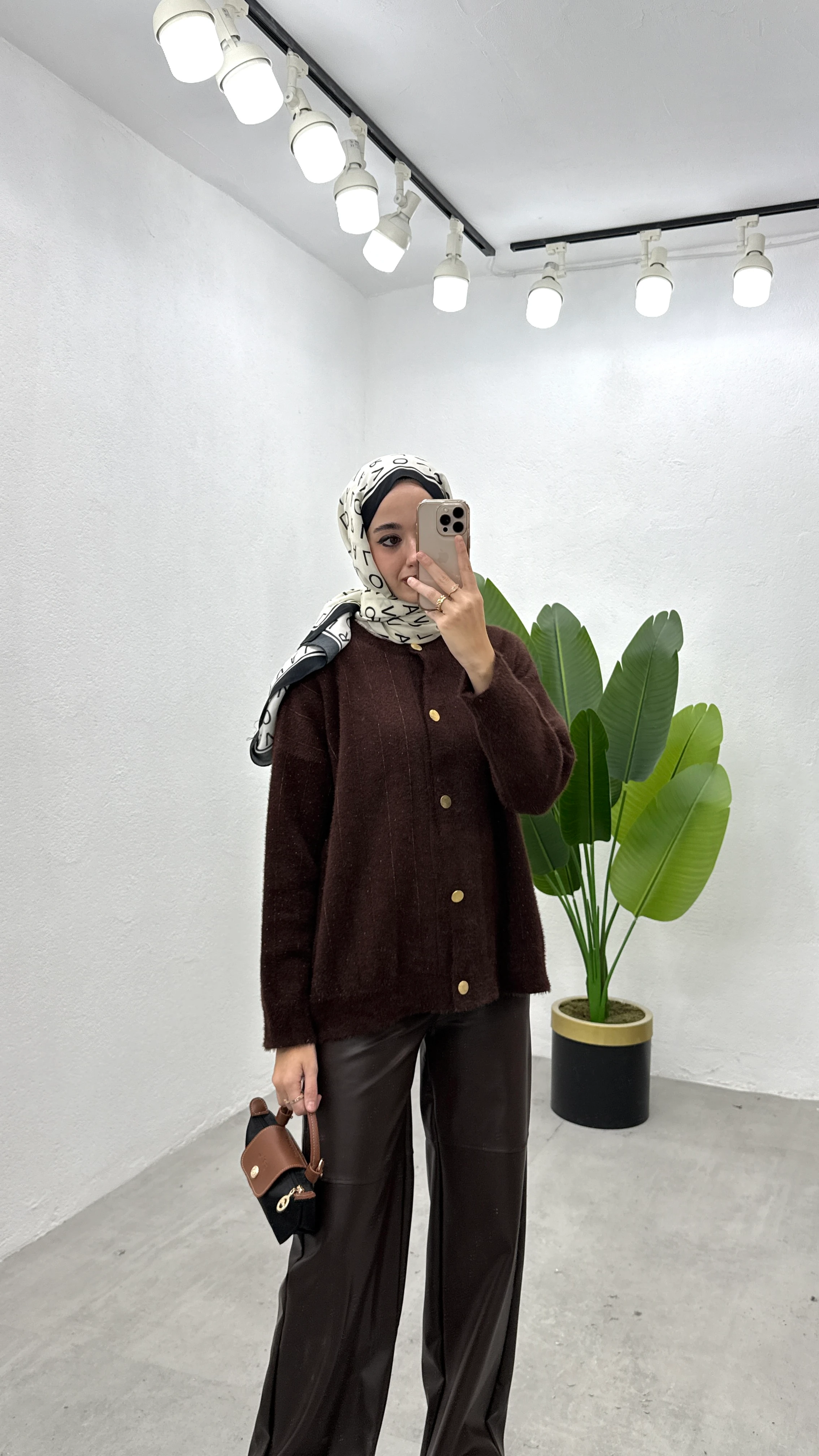 Simli Düğmeli Hırka - Kahve