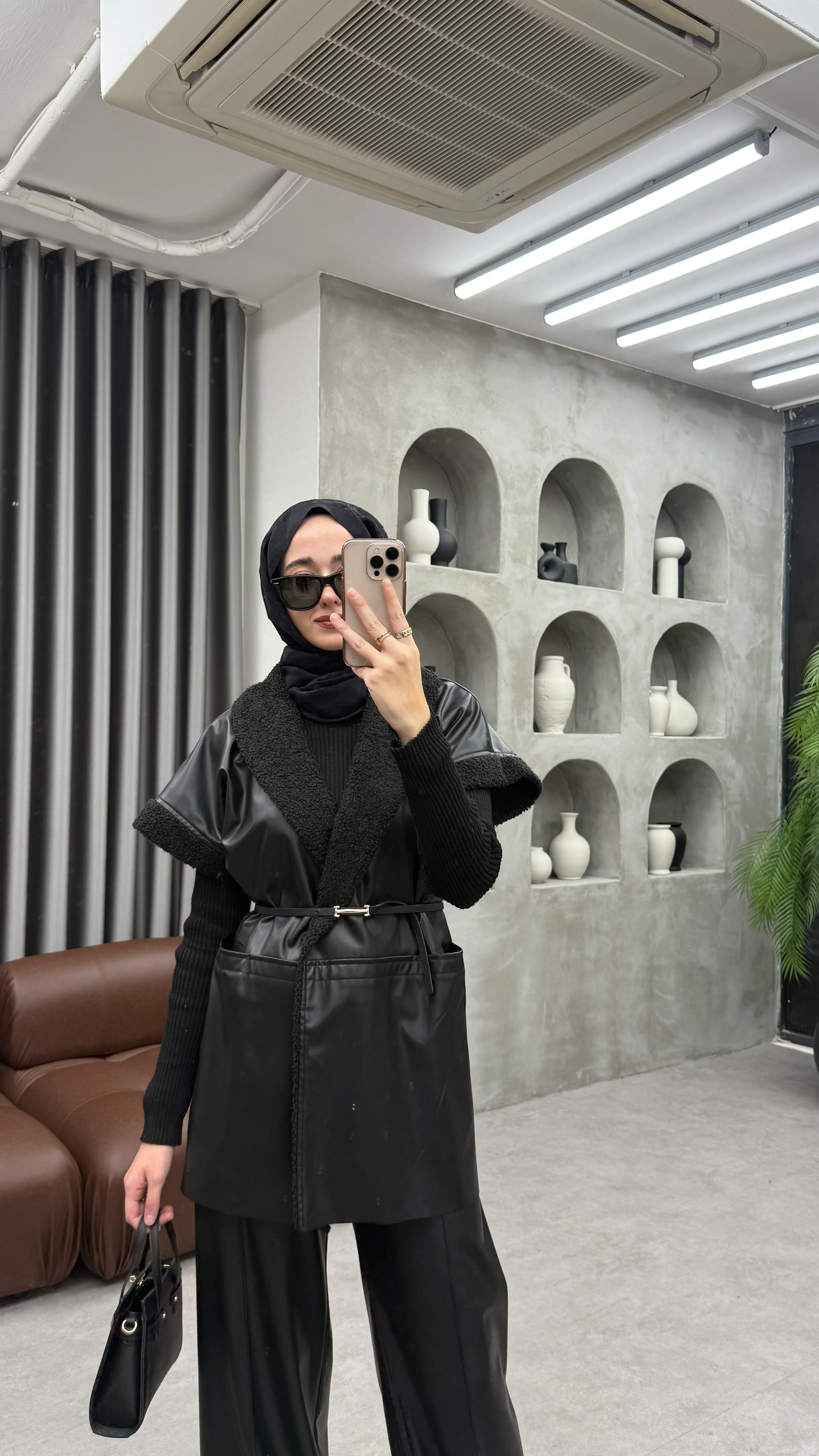 Deri Yelekli Takım - Siyah