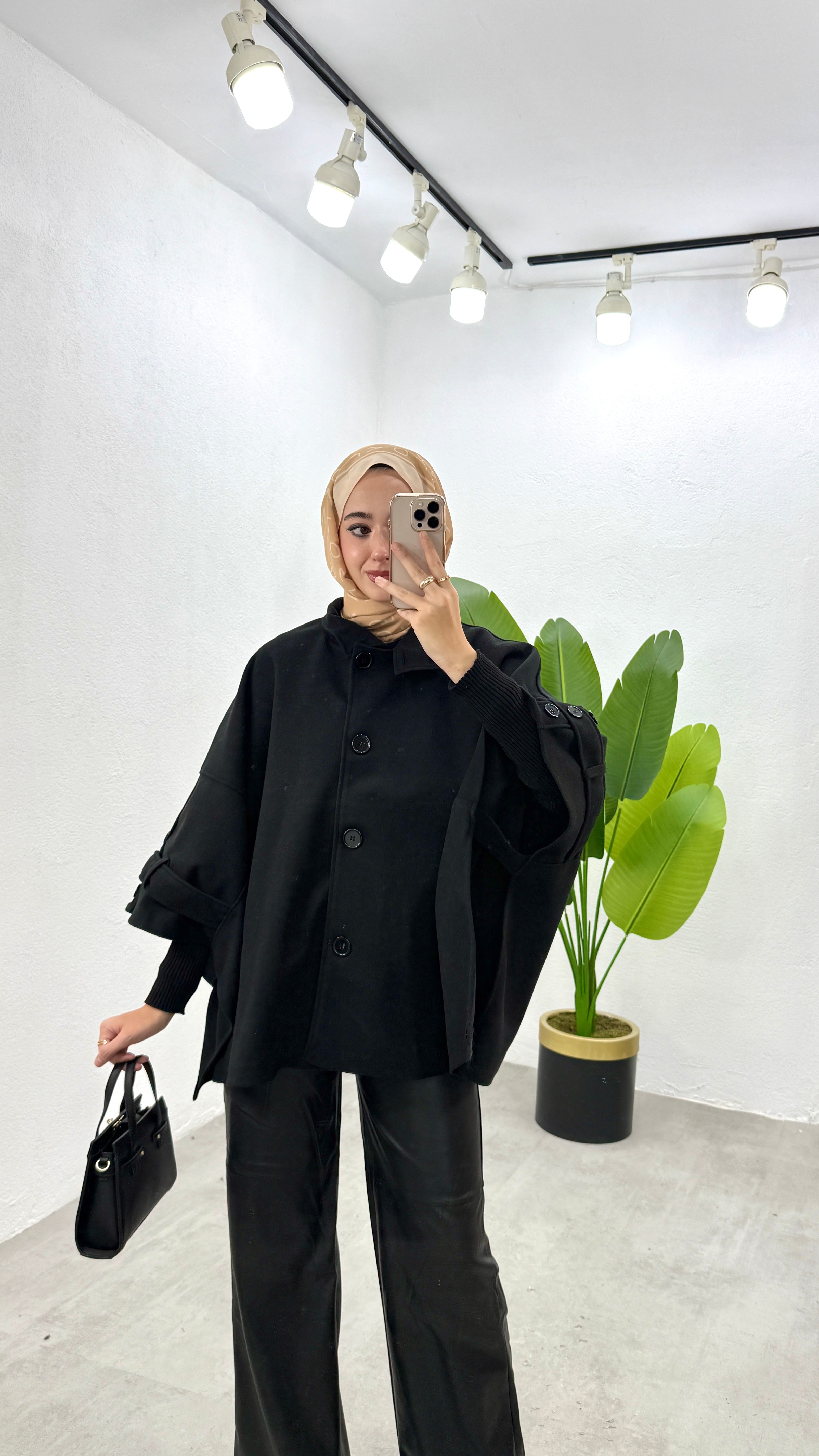 Siyah