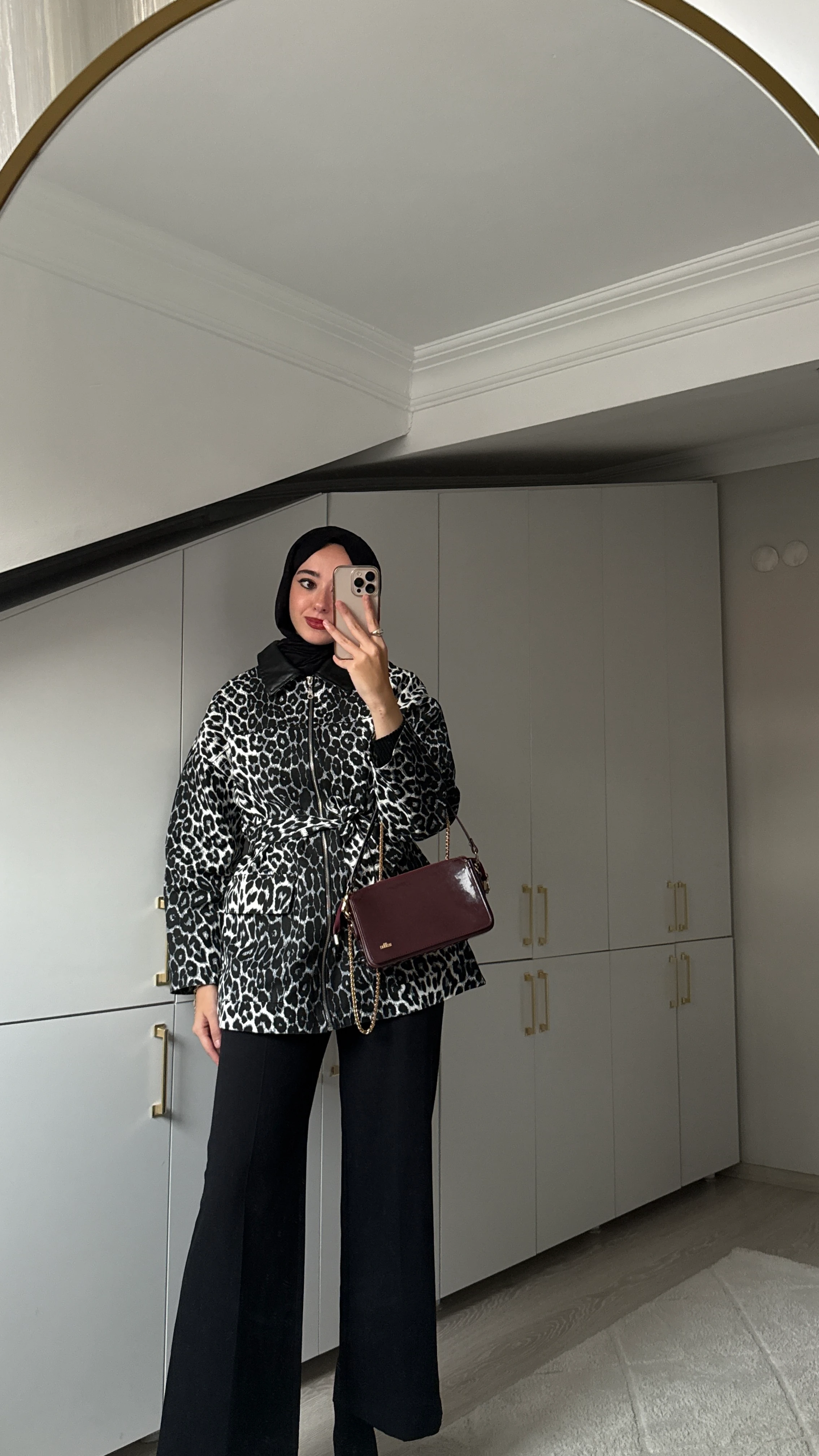 Deri Yakalı Leo Ceket