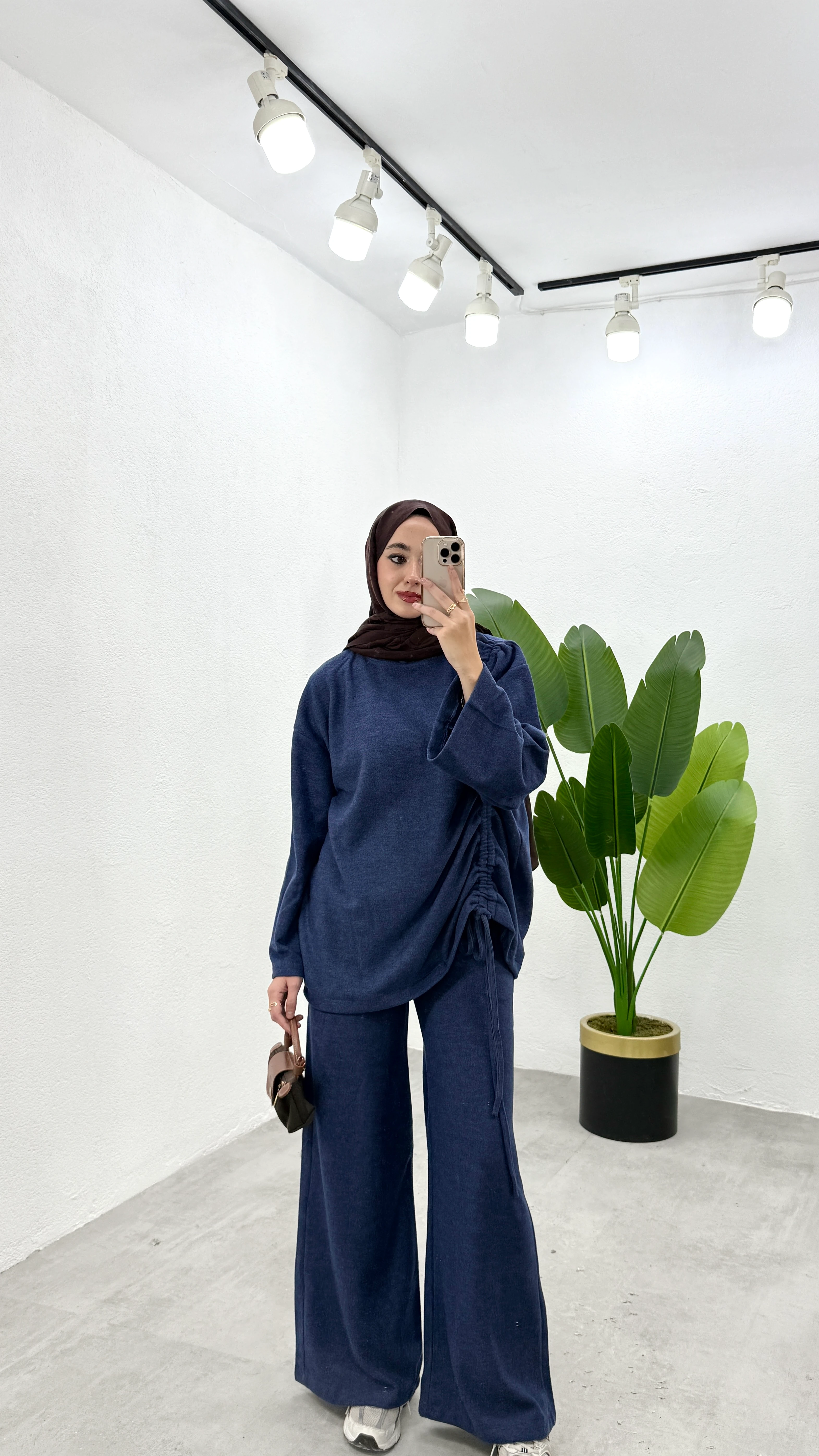 Bluzu Yandan Biyeli Takım