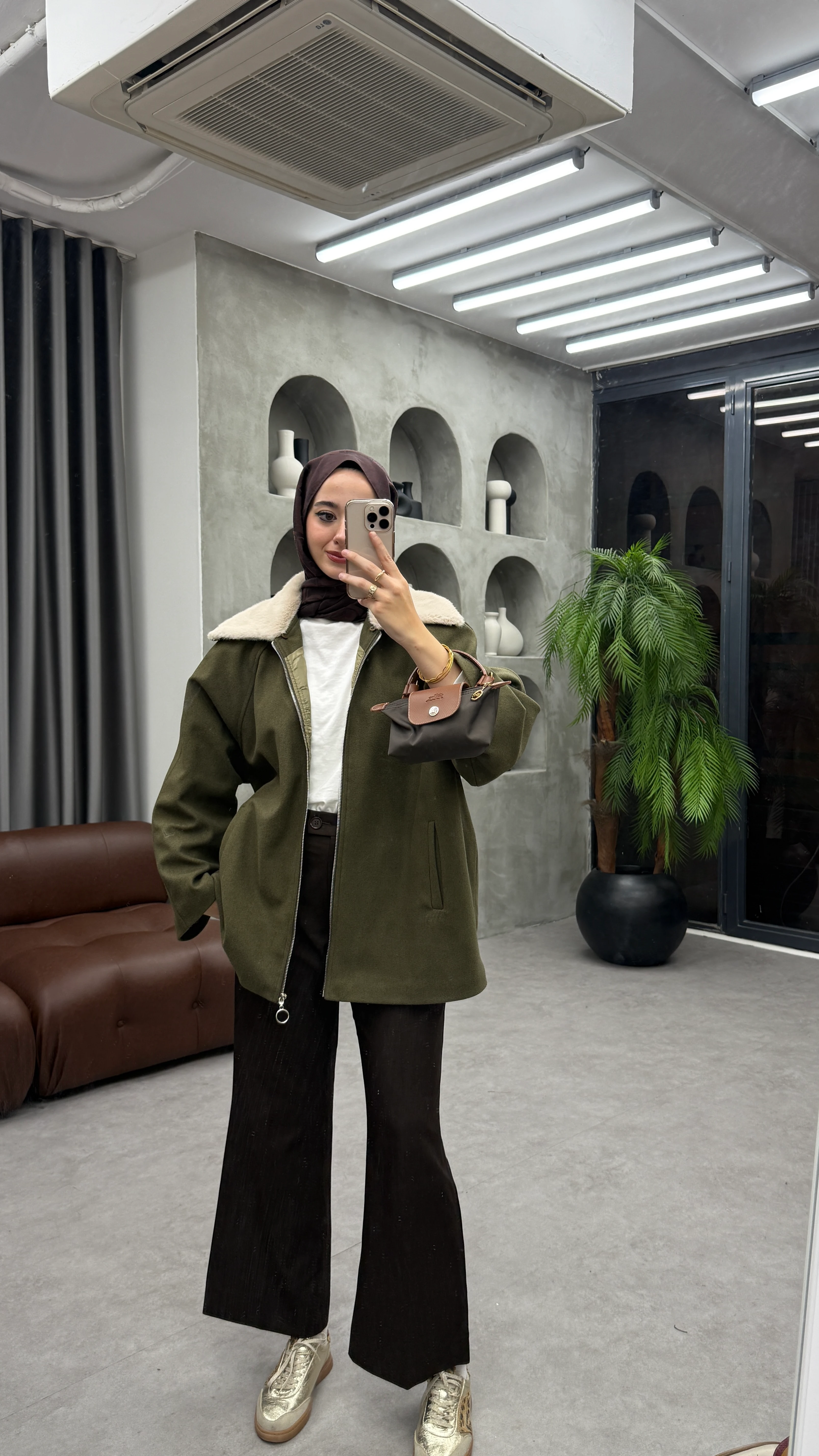 Yakası Kürklü Kaşe Mont - Yeşil