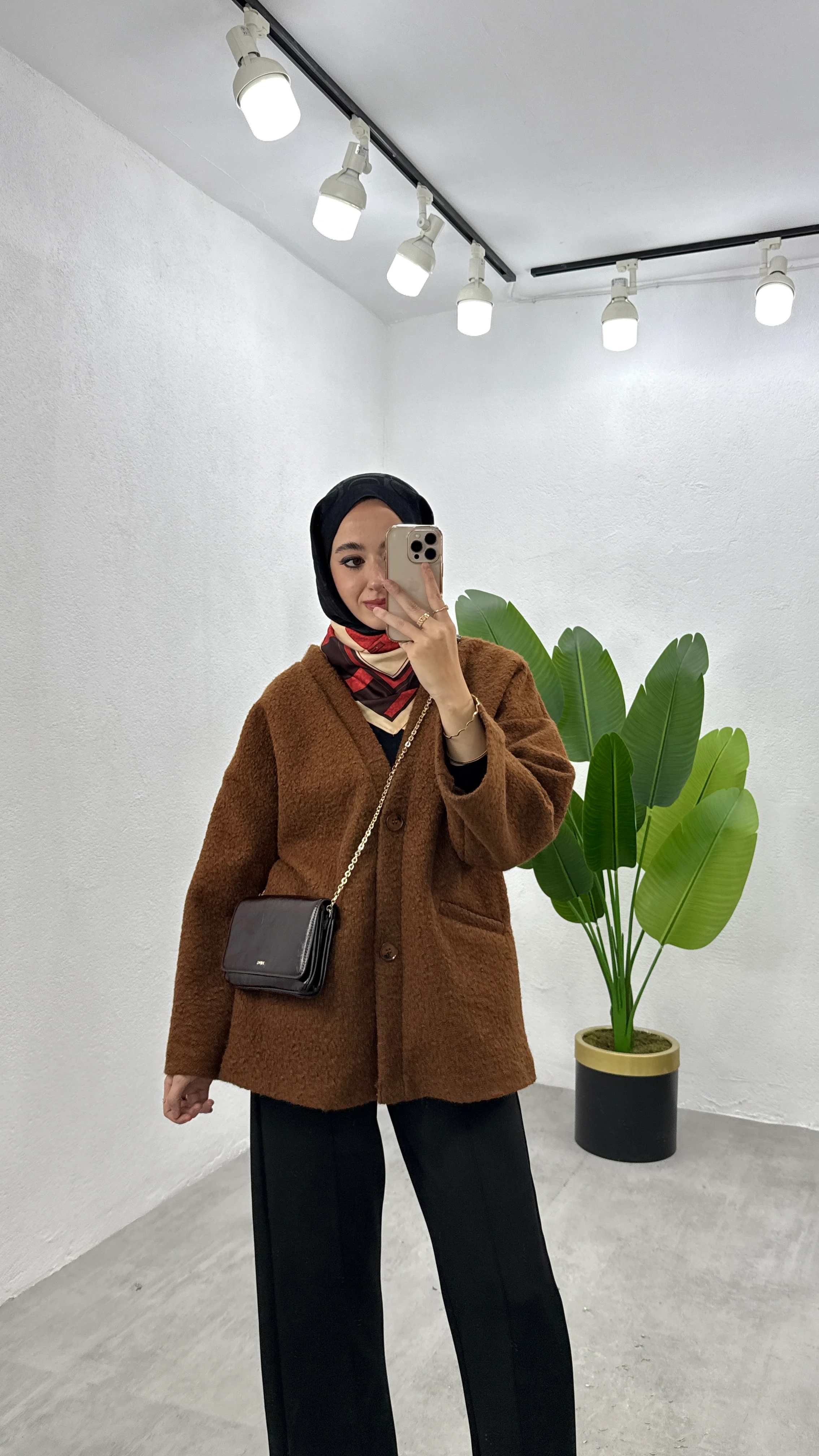 Kırçıllı Kemerli Ceket