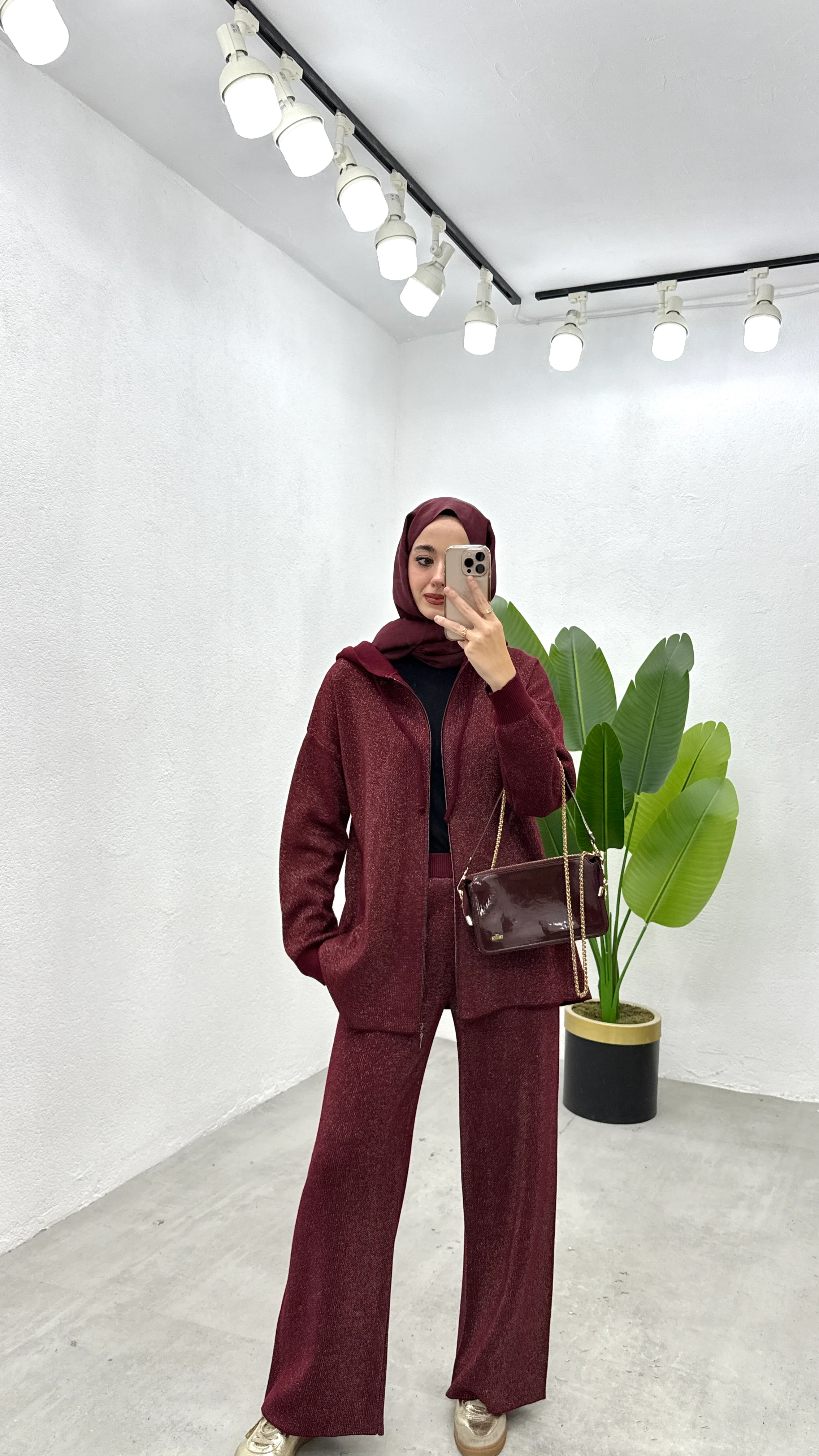 Çantalı Triko Takım