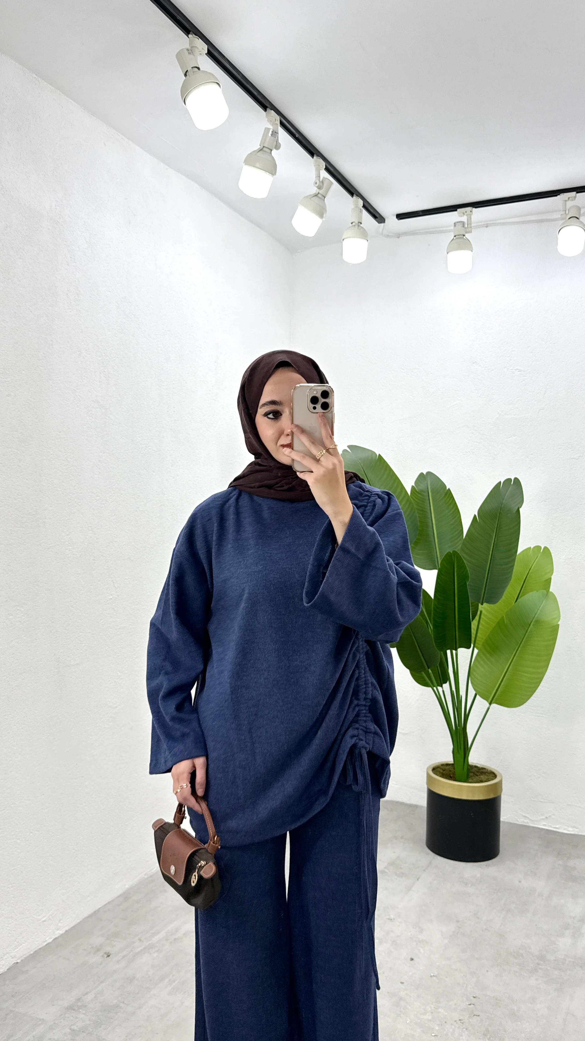 Bluzu Yandan Biyeli Takım