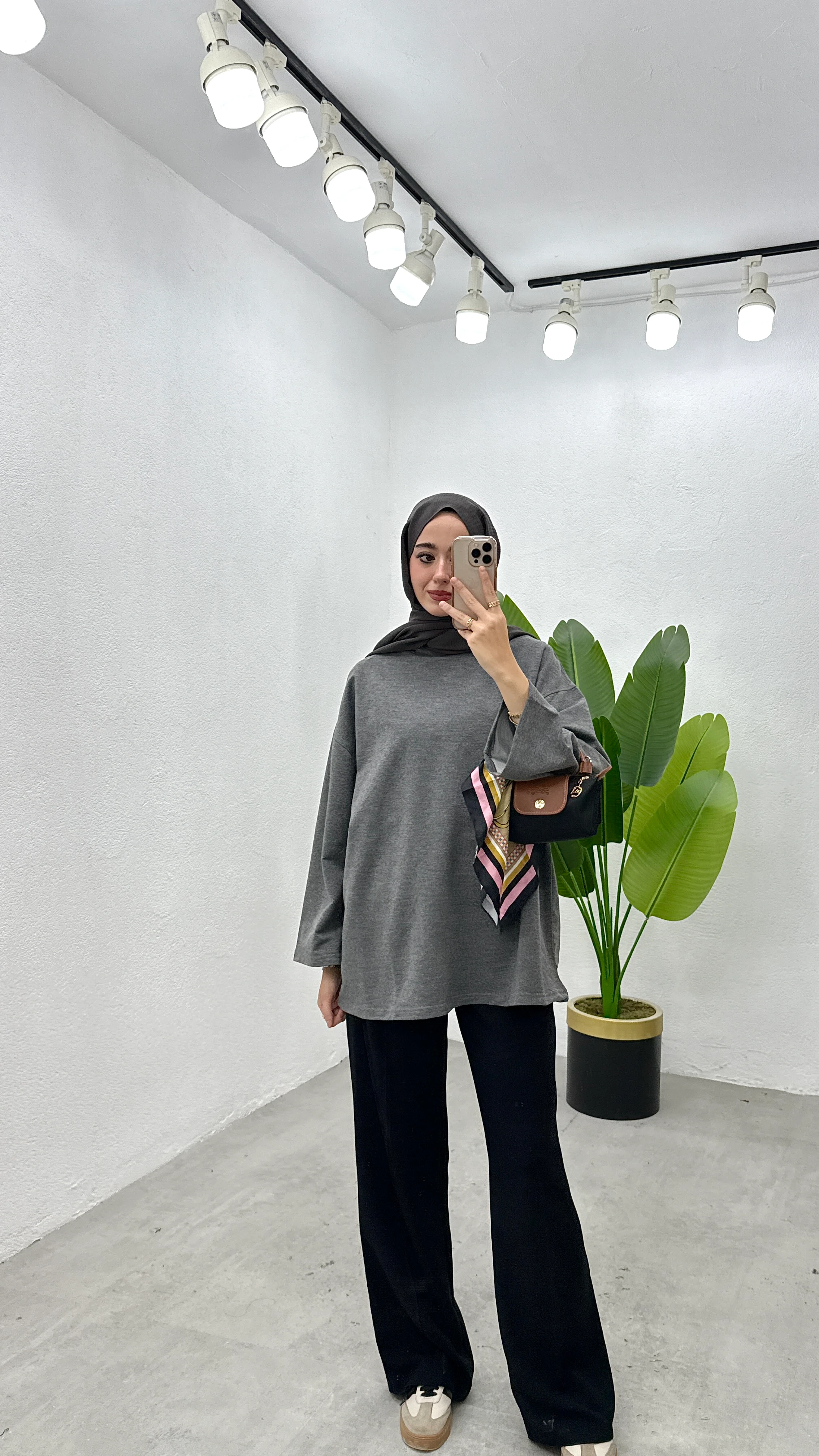 Basic Sweatshirt - Antrasit