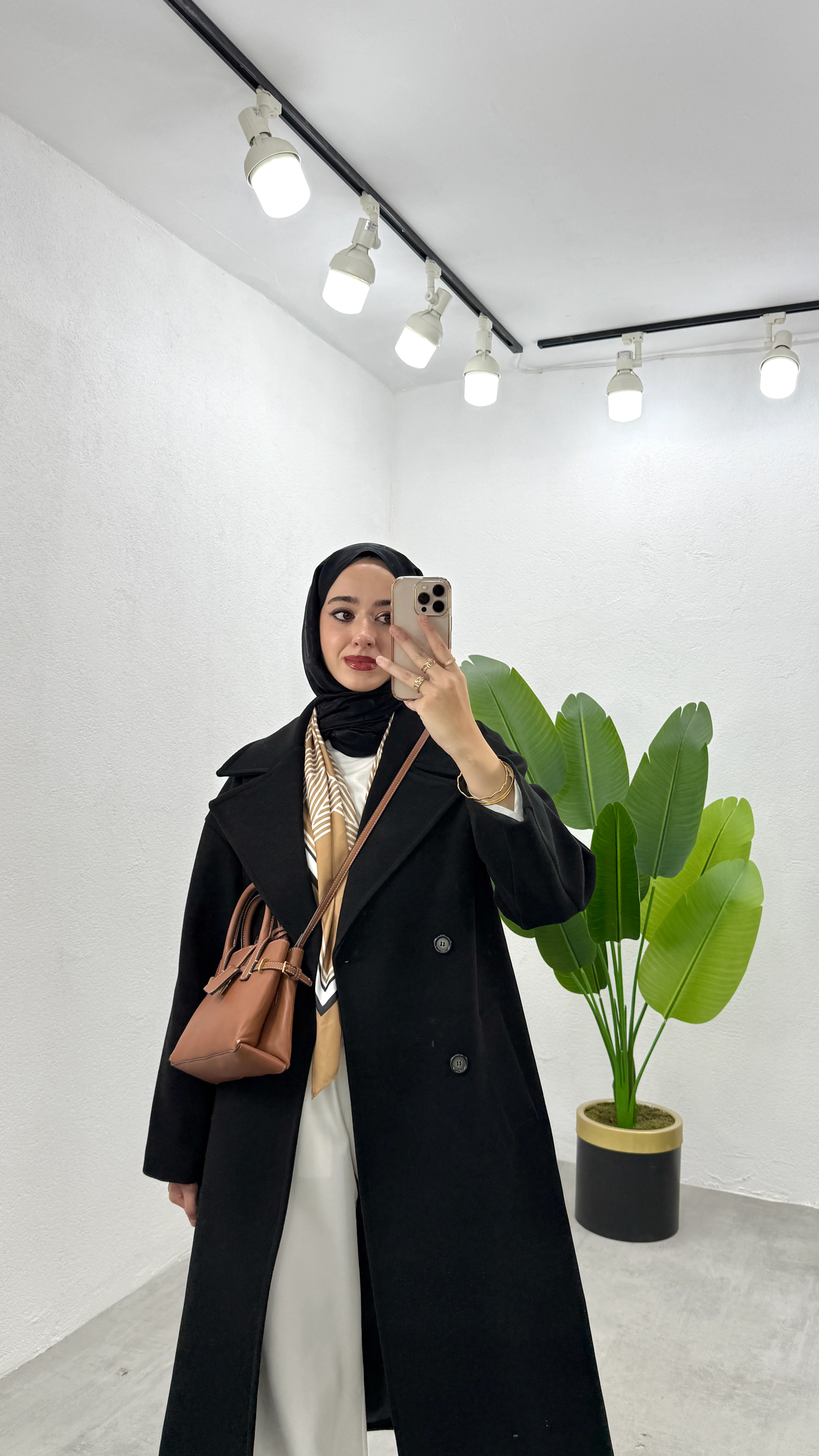 Oversize Astarlı Kaşe Kaban