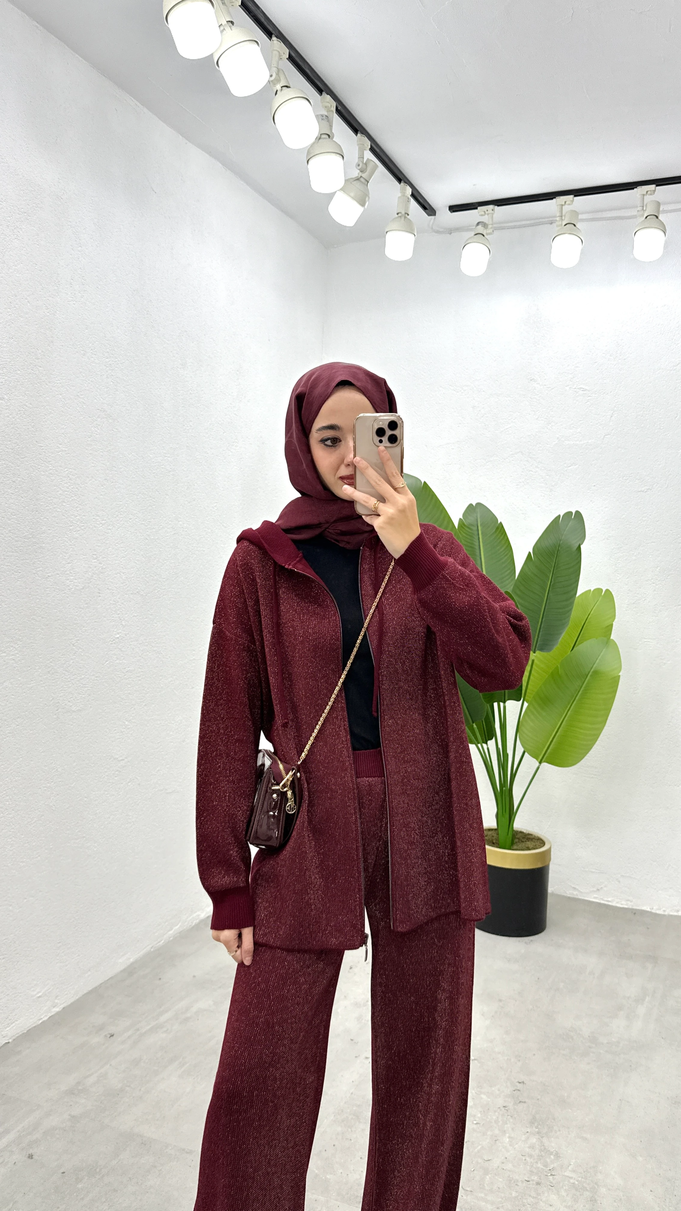 Çantalı Triko Takım