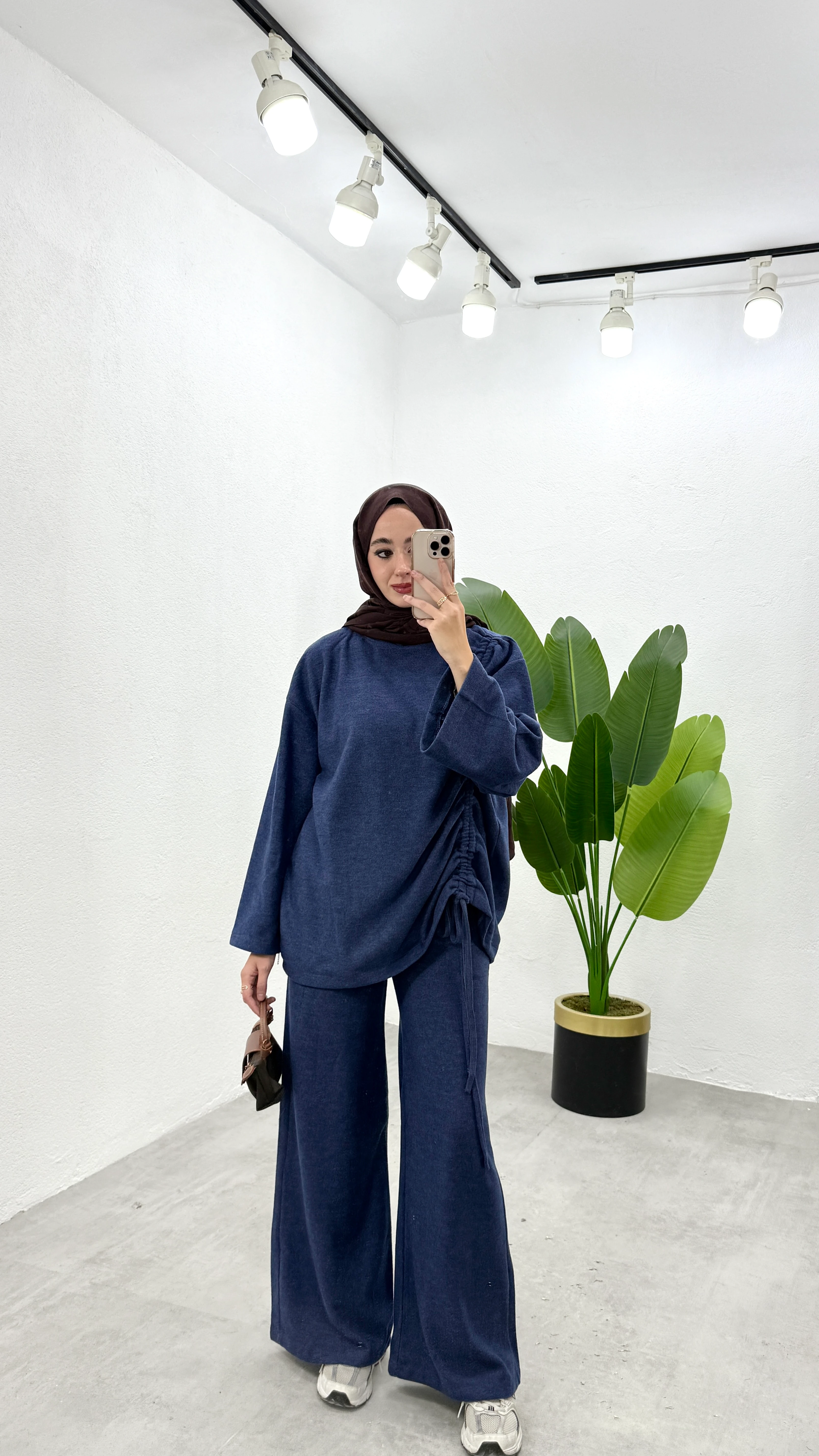 Bluzu Yandan Biyeli Takım