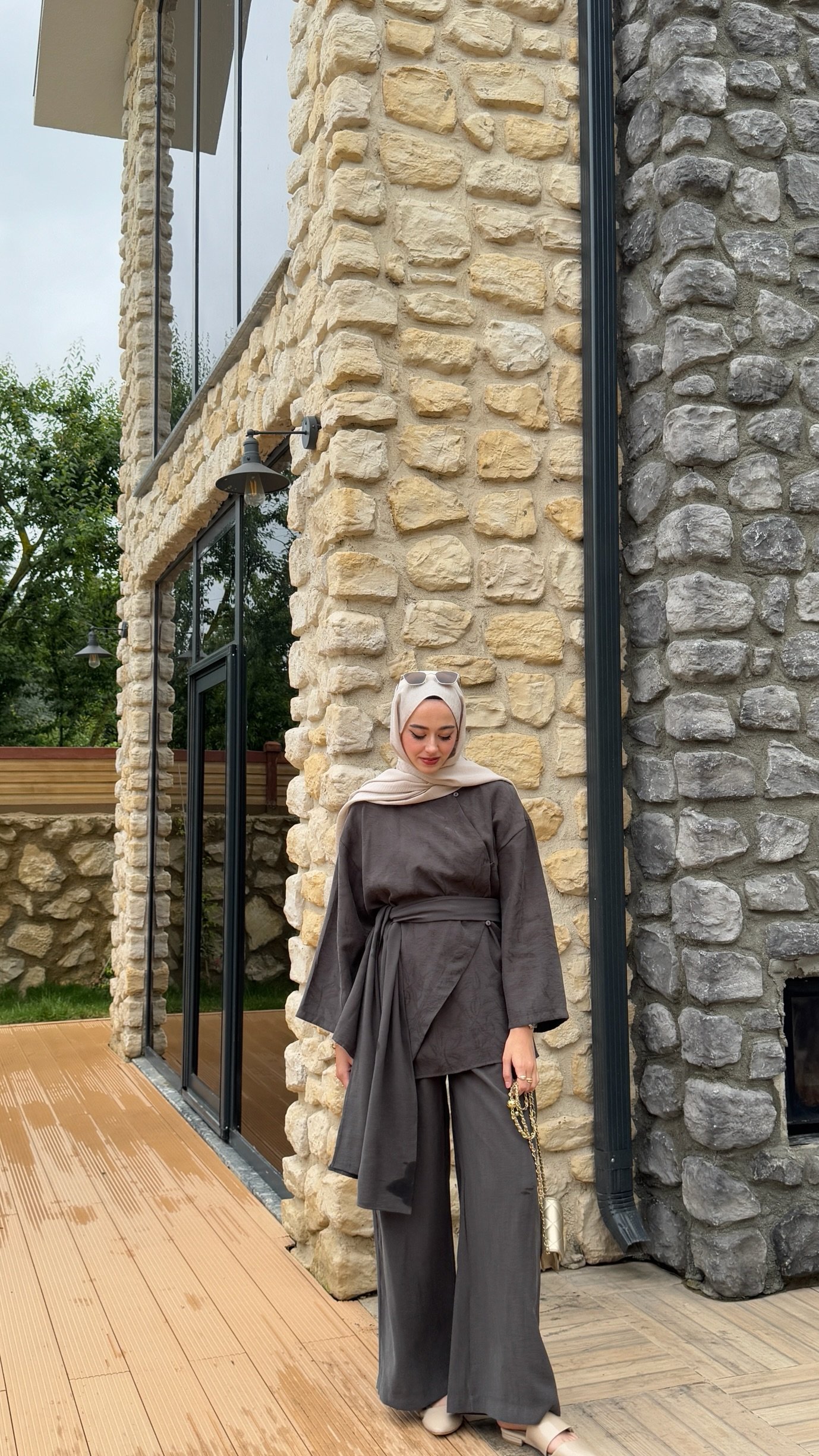 Fularlı Jakar Takım