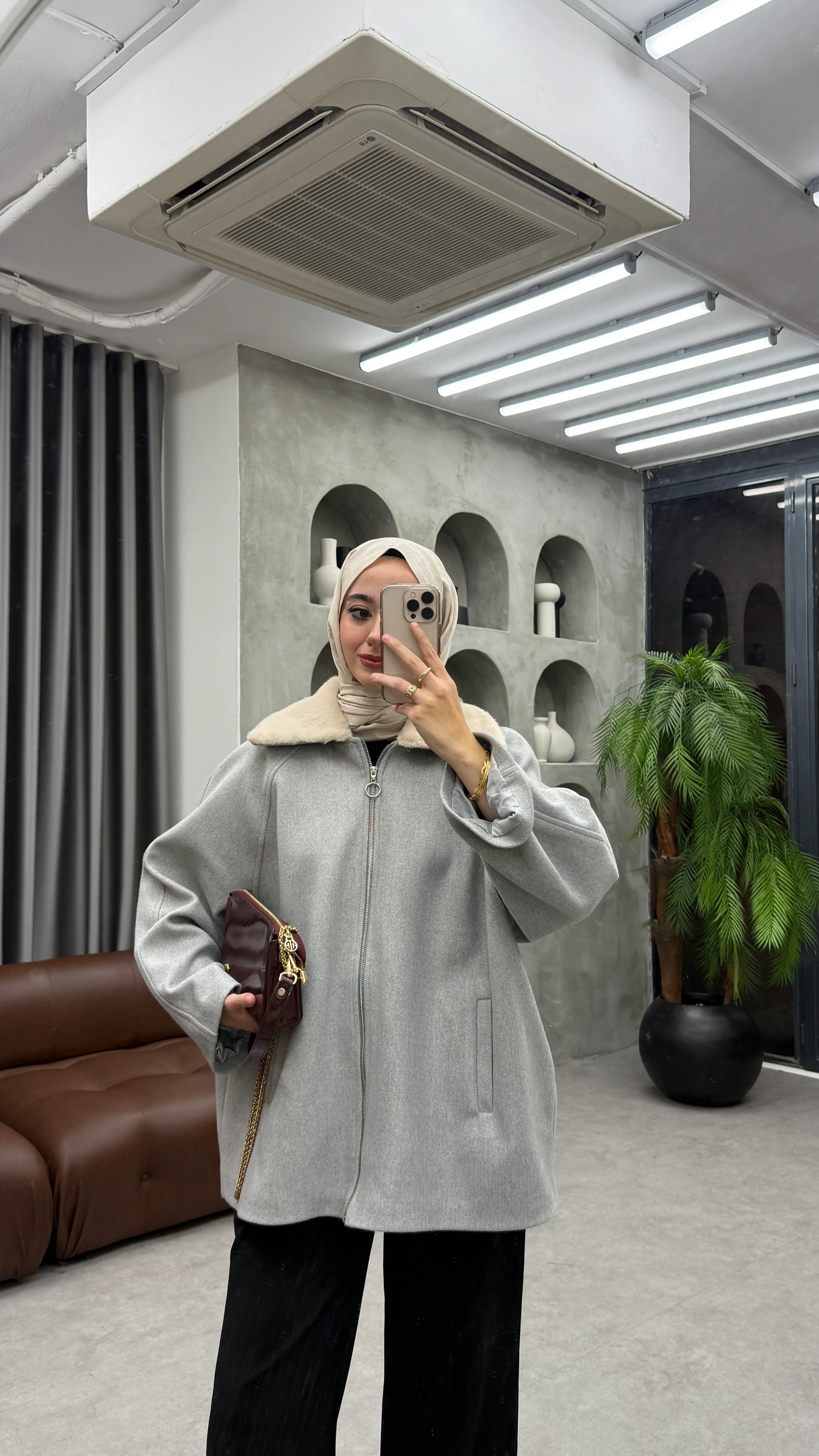 Yakası Kürklü Kaşe Mont - Gri