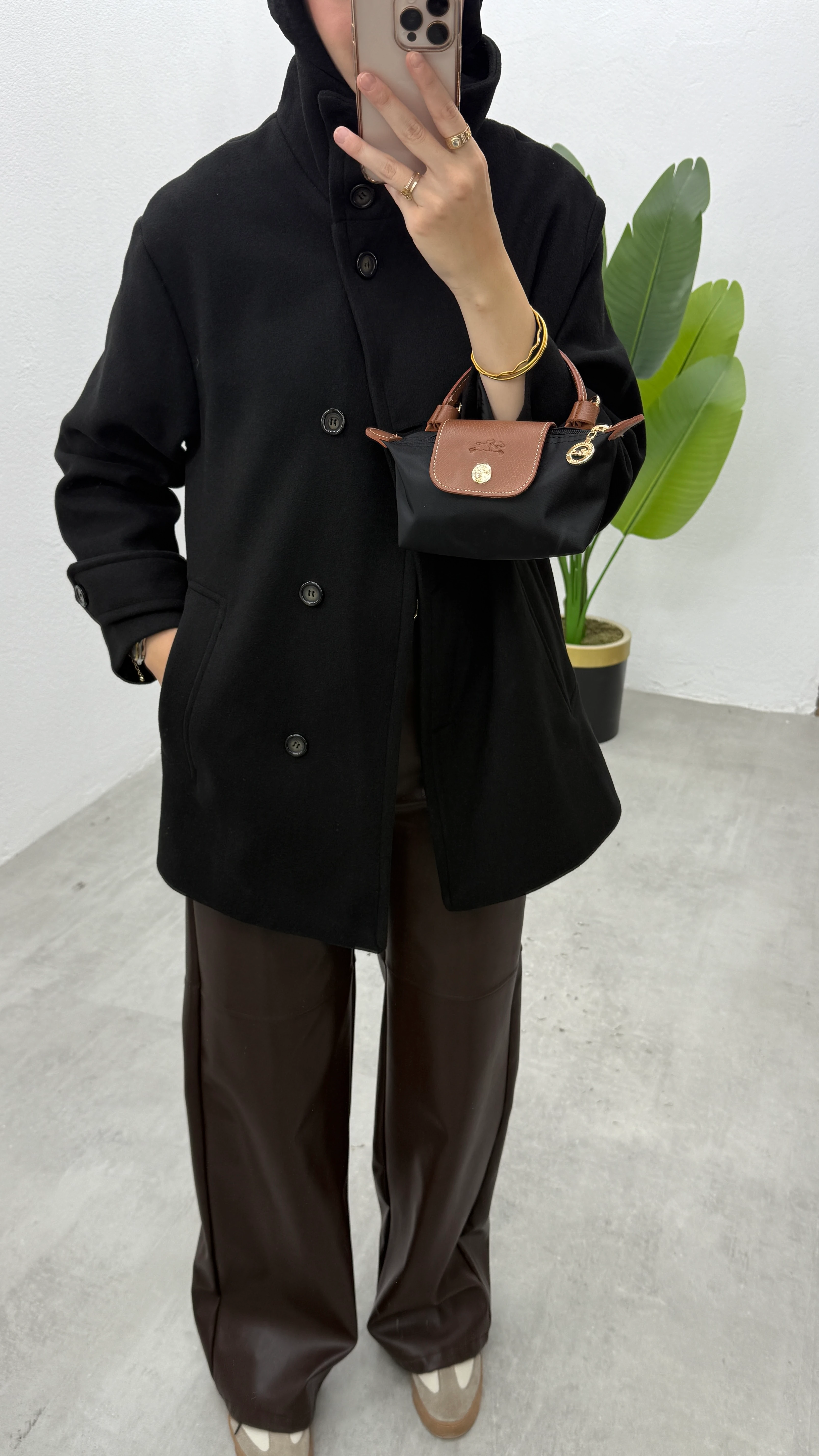 Dik Yaka Kaşe Kaban - Siyah