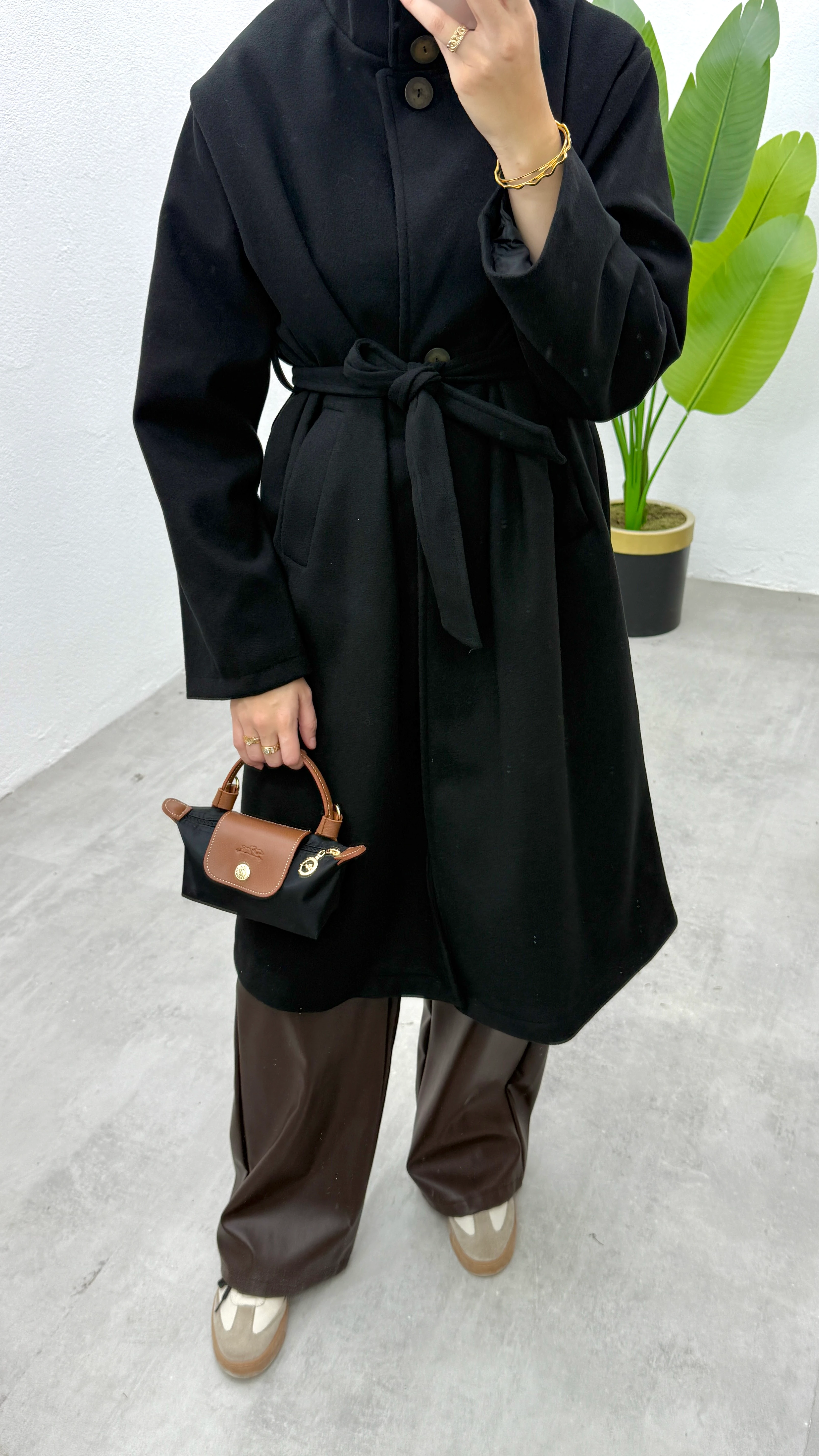 Uzun Dik Yaka Kaşe Kaban - Siyah