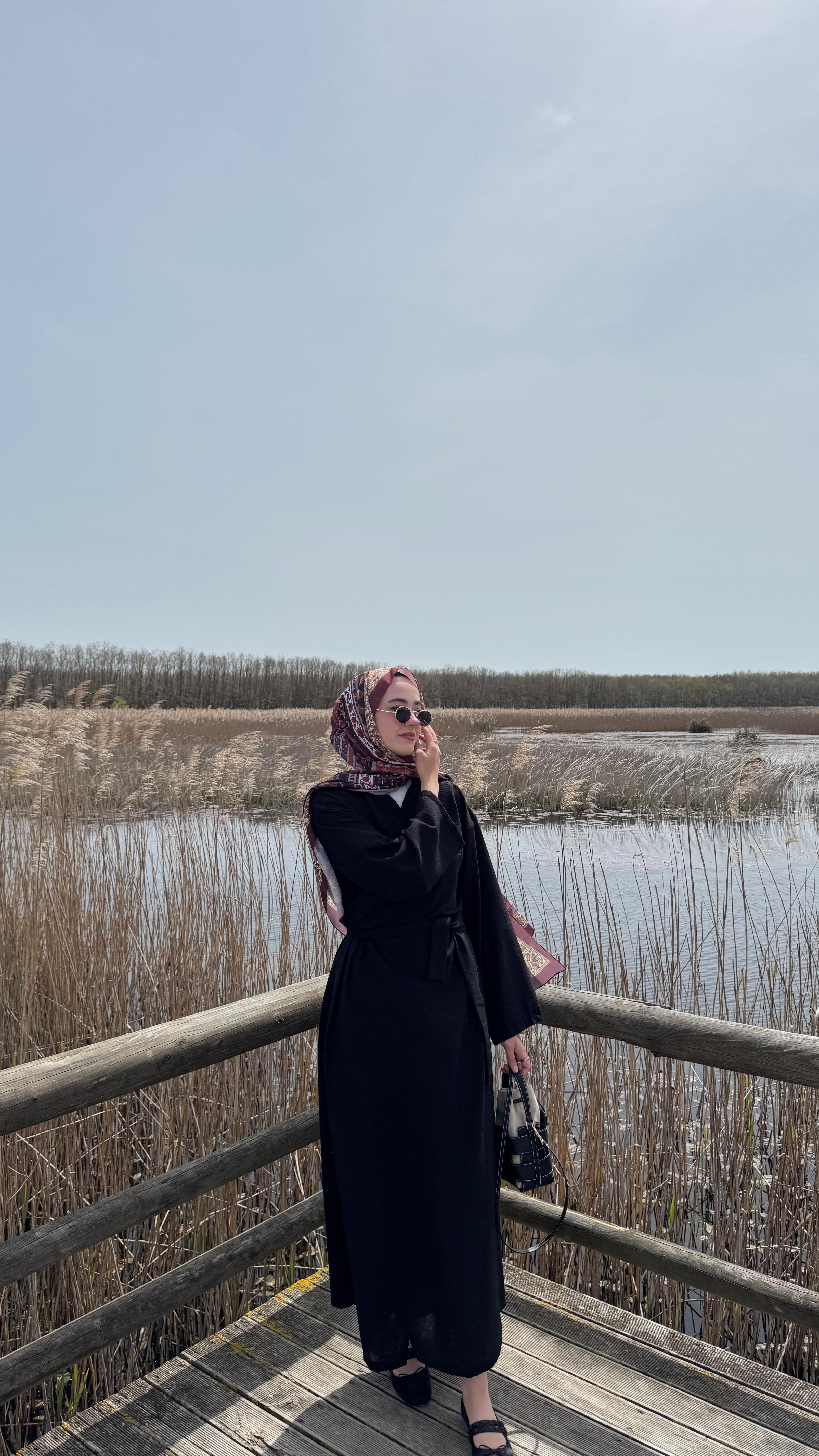 Keten Bağlamalı Abaya