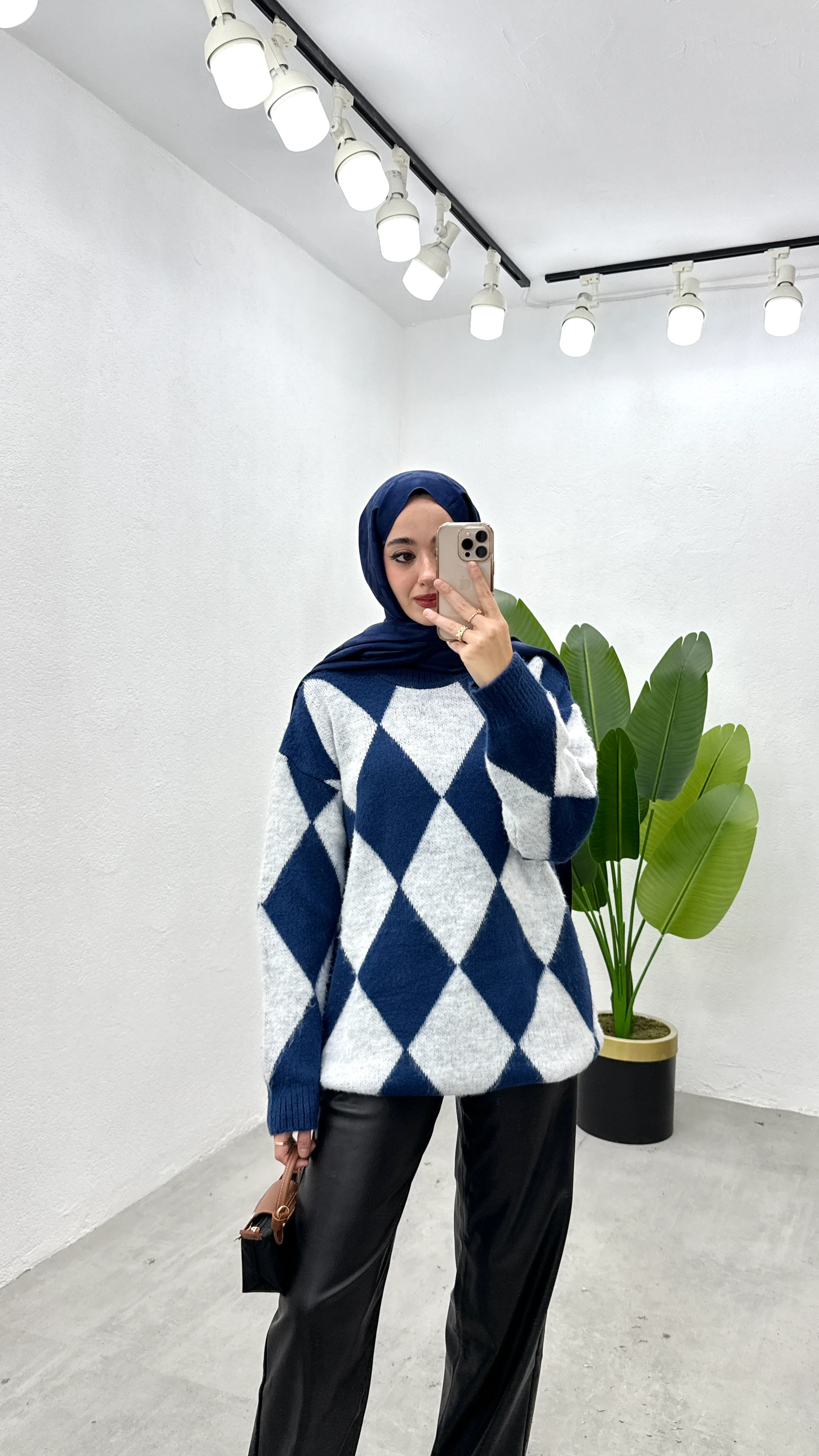 Baklava Desen Kazak - Mavi