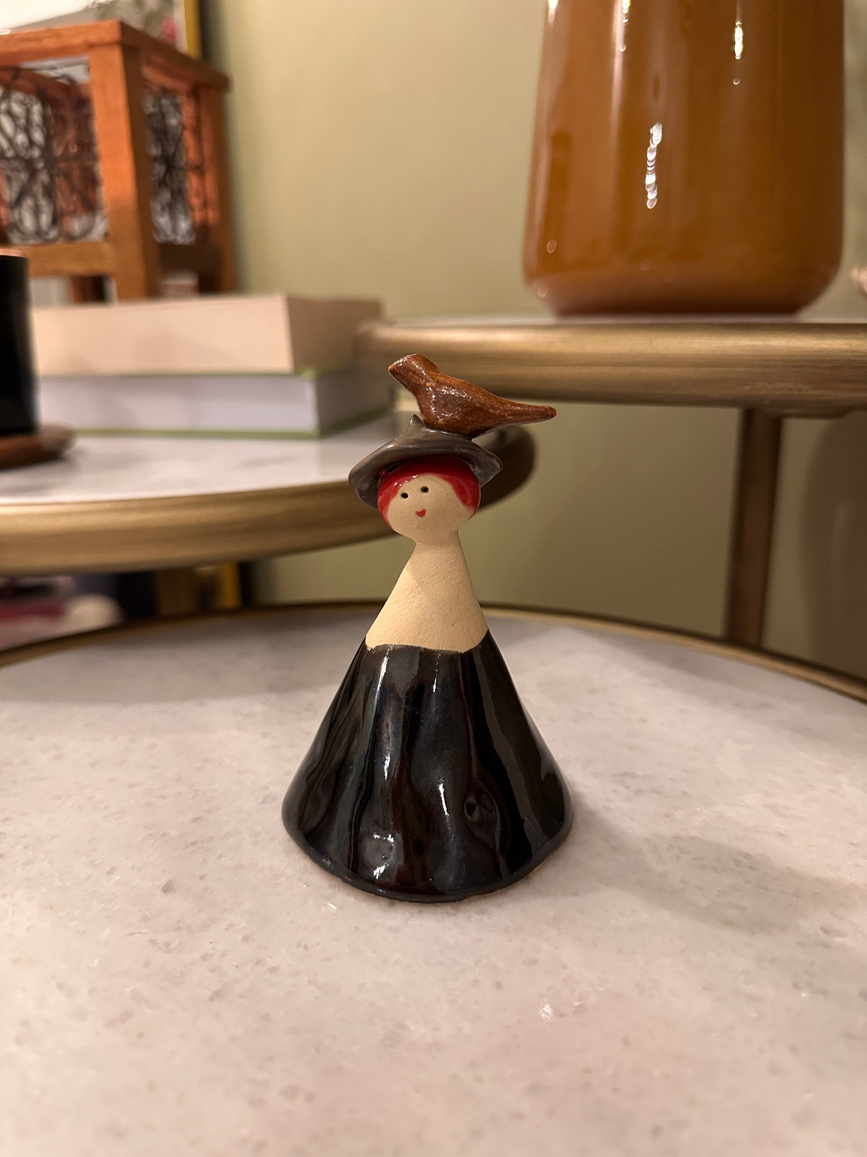 Veronika Mini 