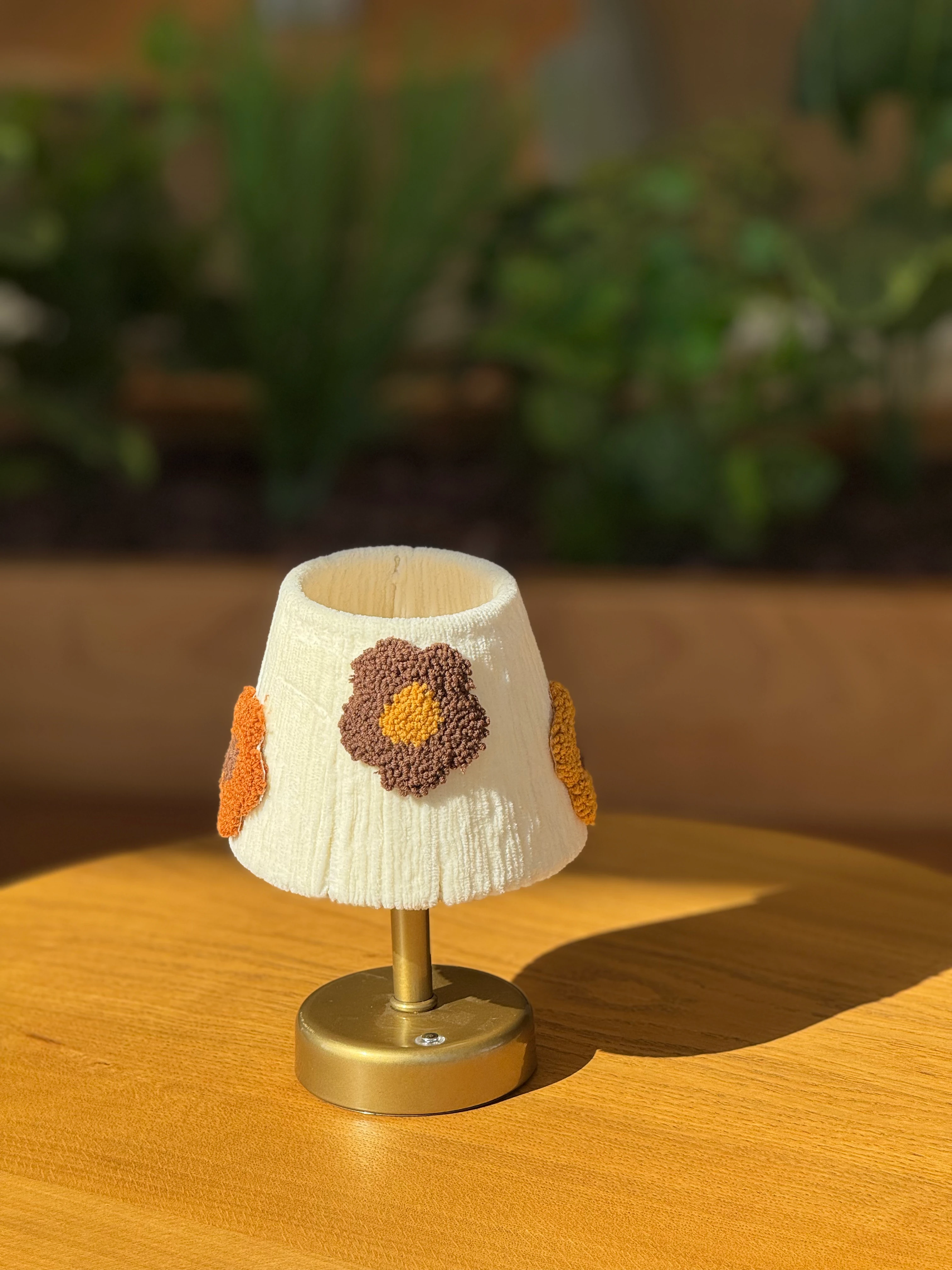 Punch Kadife Kablosuz Şarjlı Masa Lambası - Alt Eskitme Gold - Antiquation Gold