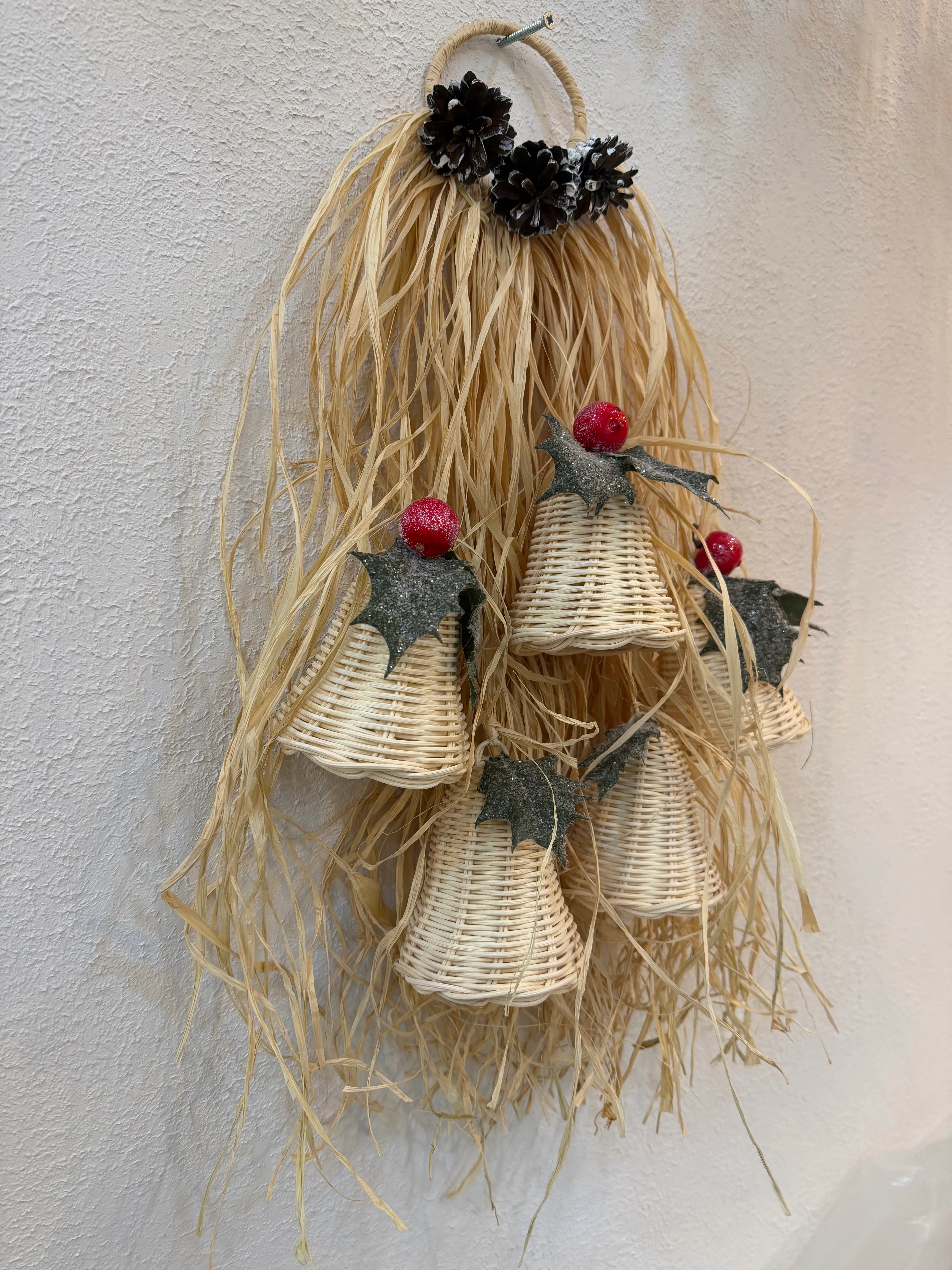 Christmas Themed Door Ornament with Bell - Wind Rose