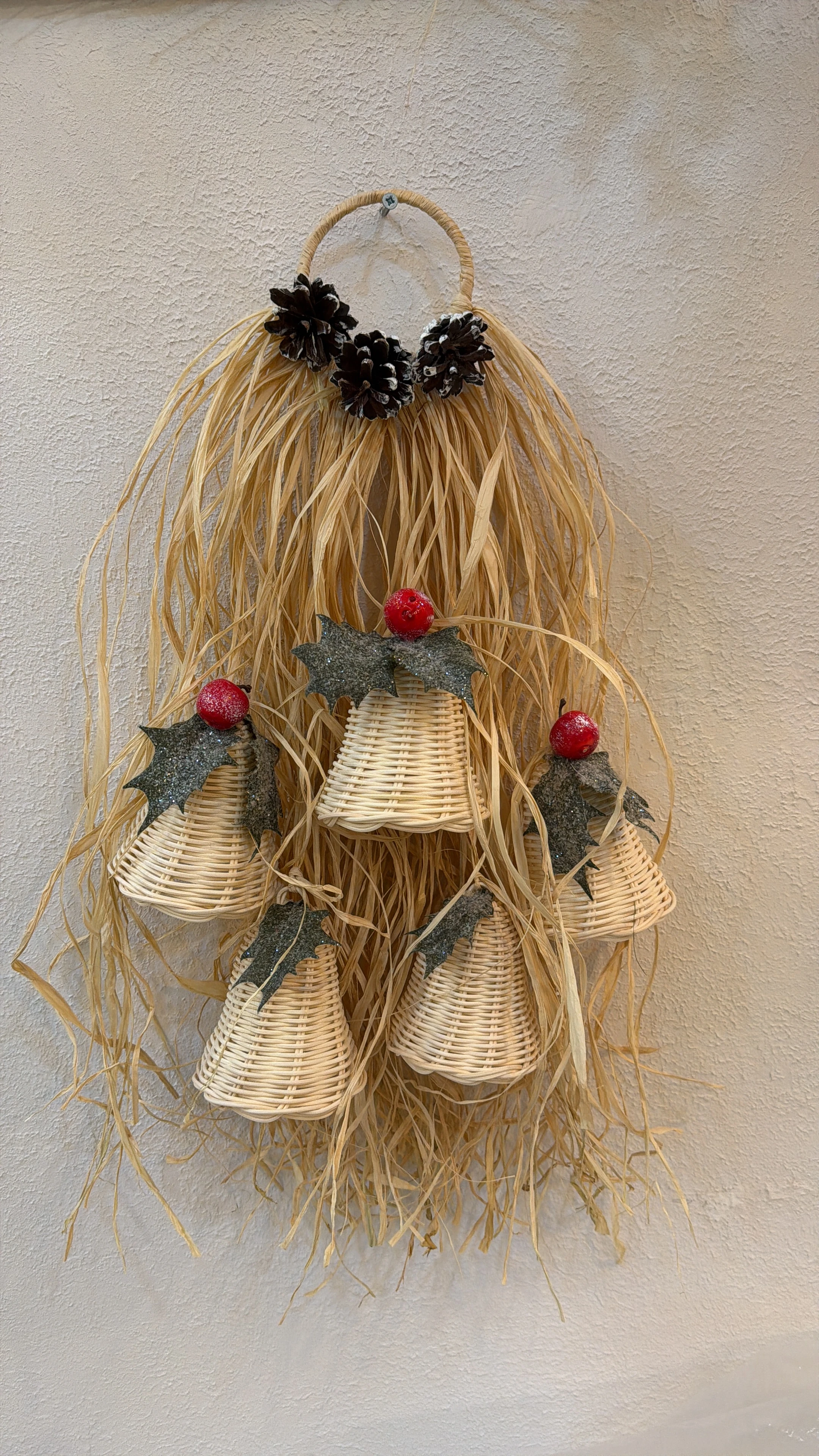 Christmas Themed Door Ornament with Bell - Wind Rose