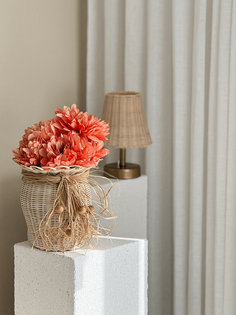 2'li Rattan El Yapımı Vazo & Yapay Şakayık Çiçeği Set