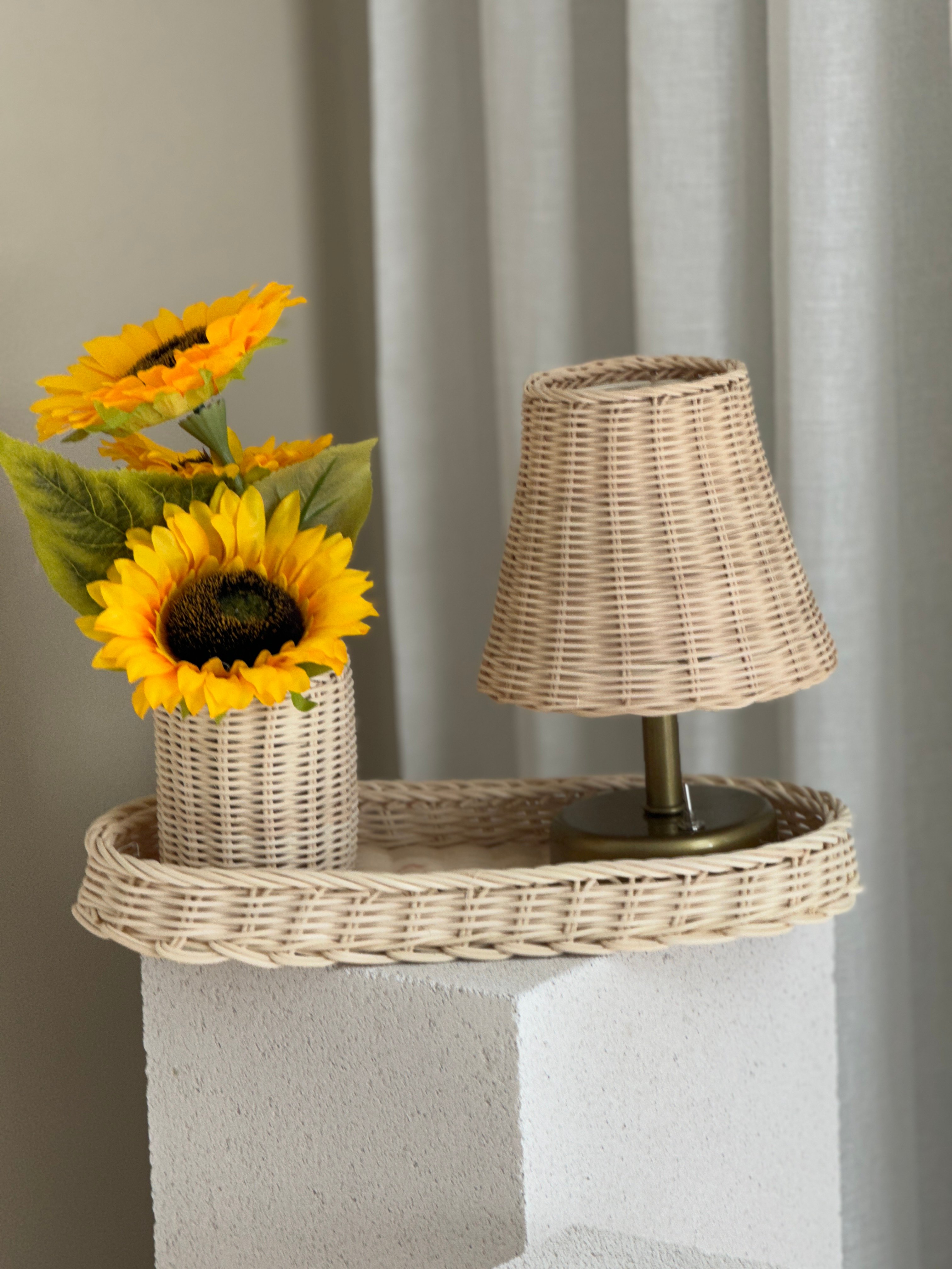 4'lü Rattan Masa Lambası - Alt Eskitme Gold & Düzenleyici & Vazo & Ayçiçeği 