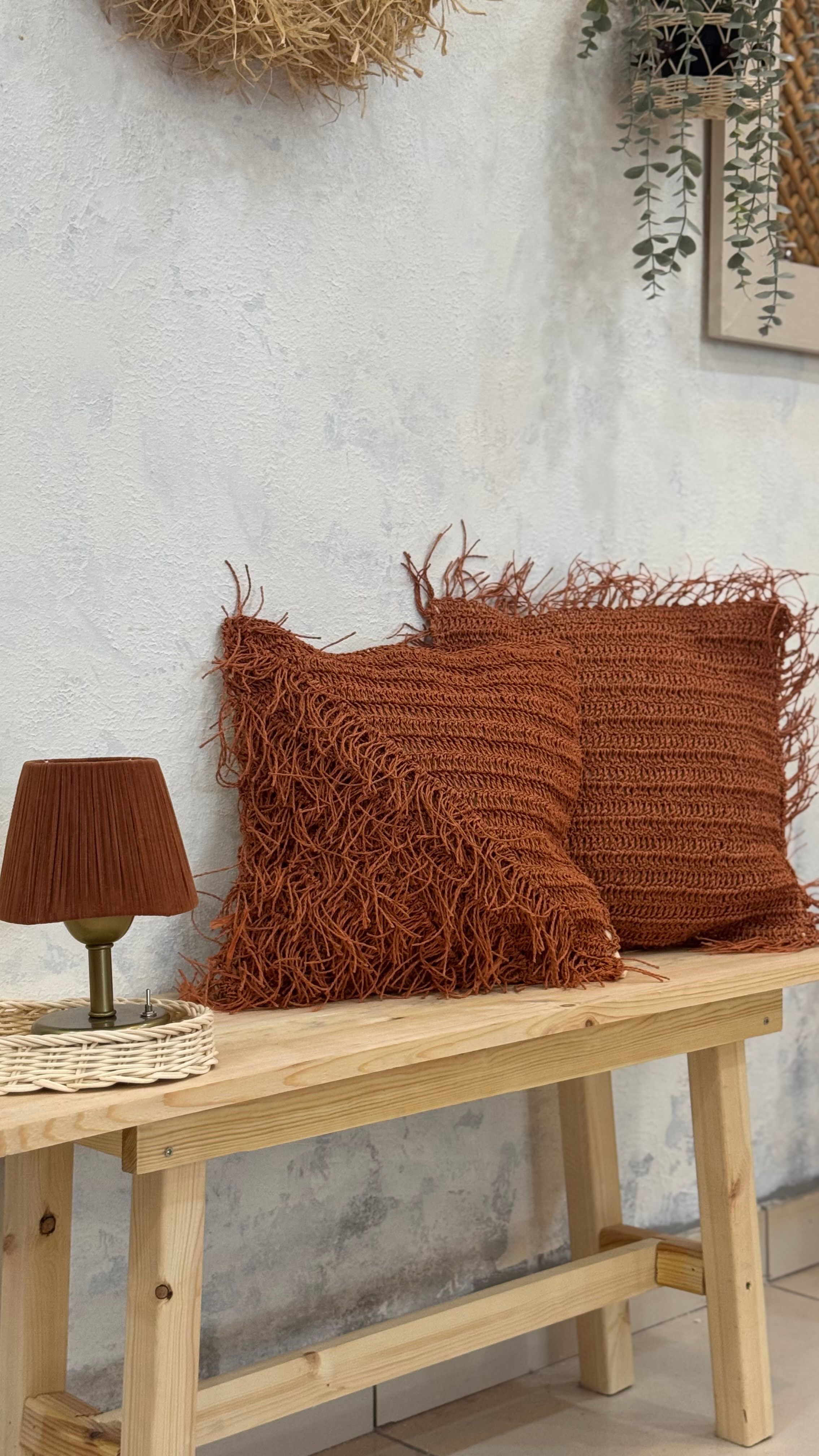 Kiremit Yan Detaylı Kırlent Kılıfı 50 X 50 cm