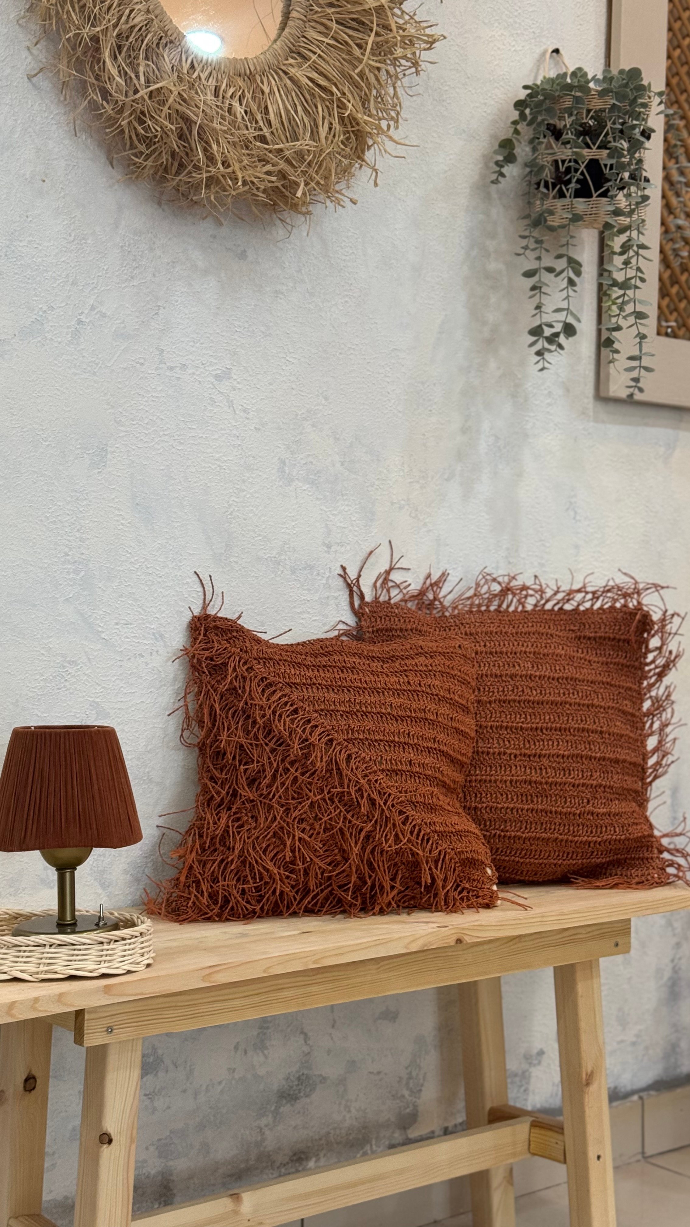 Kiremit Yan Detaylı Kırlent Kılıfı 50 X 50 cm