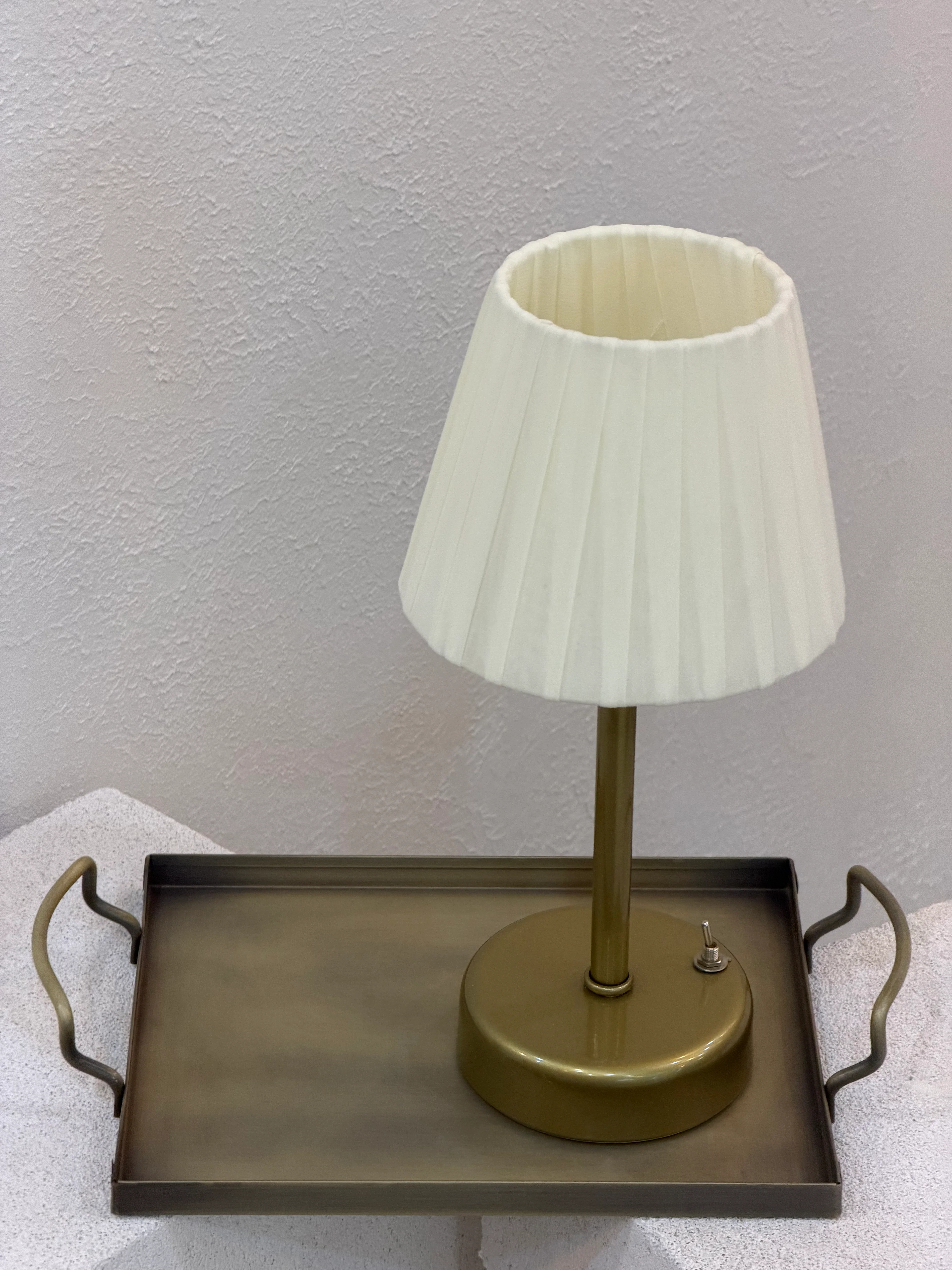 2'li Set Osmanlı İpeği Kablosuz Pilli Masa Lambası – Alt Uzun Eskitme Gold & Galvaniz Tepsi