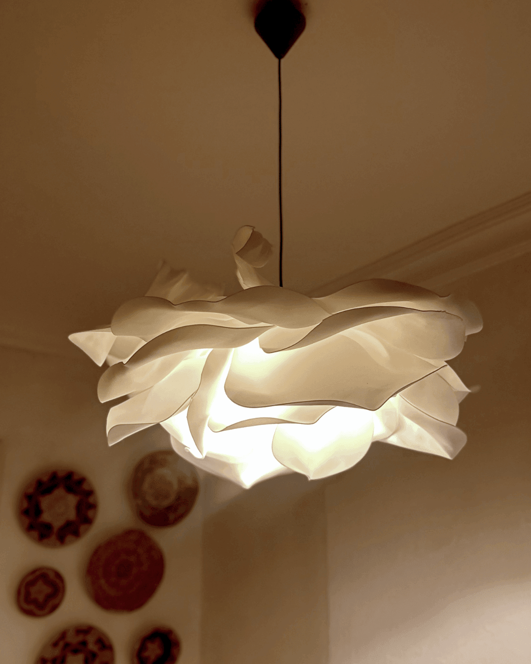 Vehha Design Eva White Modern Pendant Chandelier