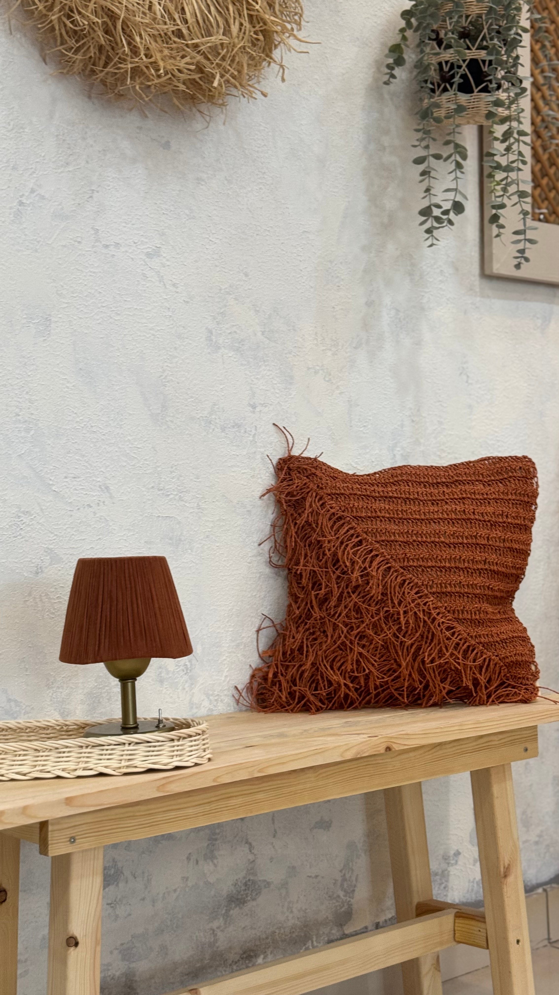 Kiremit Yan Detaylı Kırlent Kılıfı 50 X 50 cm