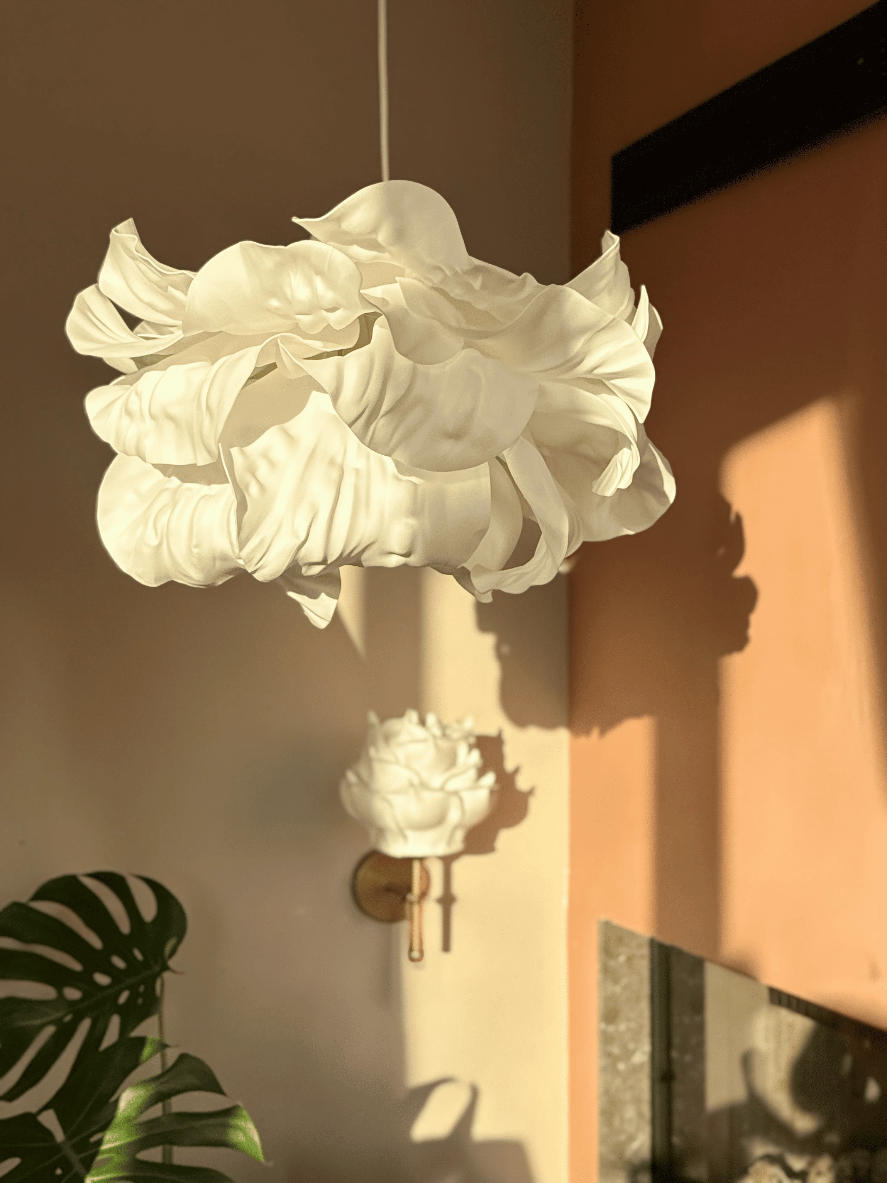 Modern Eva Anemon Beyaz Tasarım Sarkıt Avize 45 cm