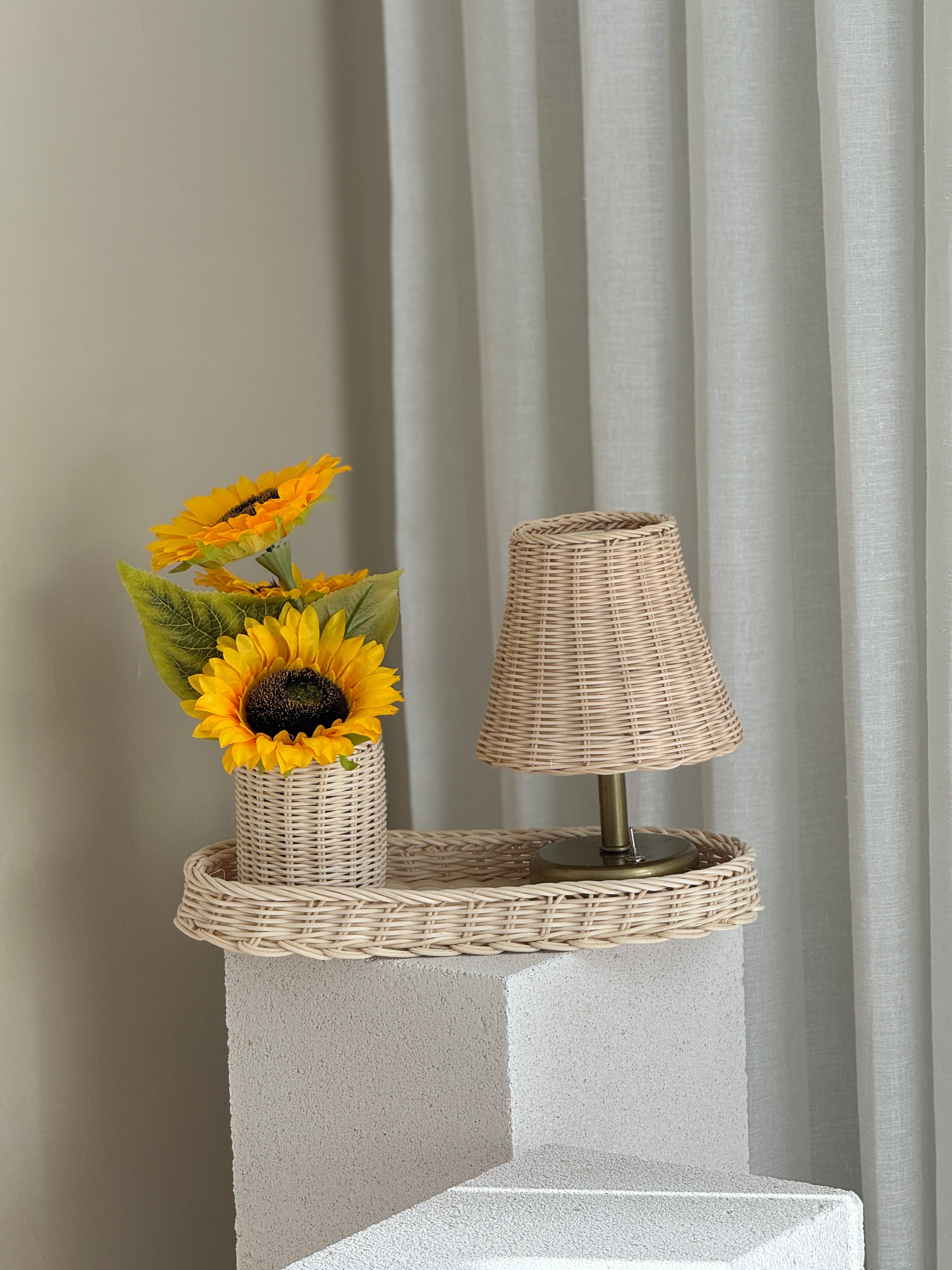 4'lü Rattan Masa Lambası - Alt Eskitme Gold & Düzenleyici & Vazo & Ayçiçeği 