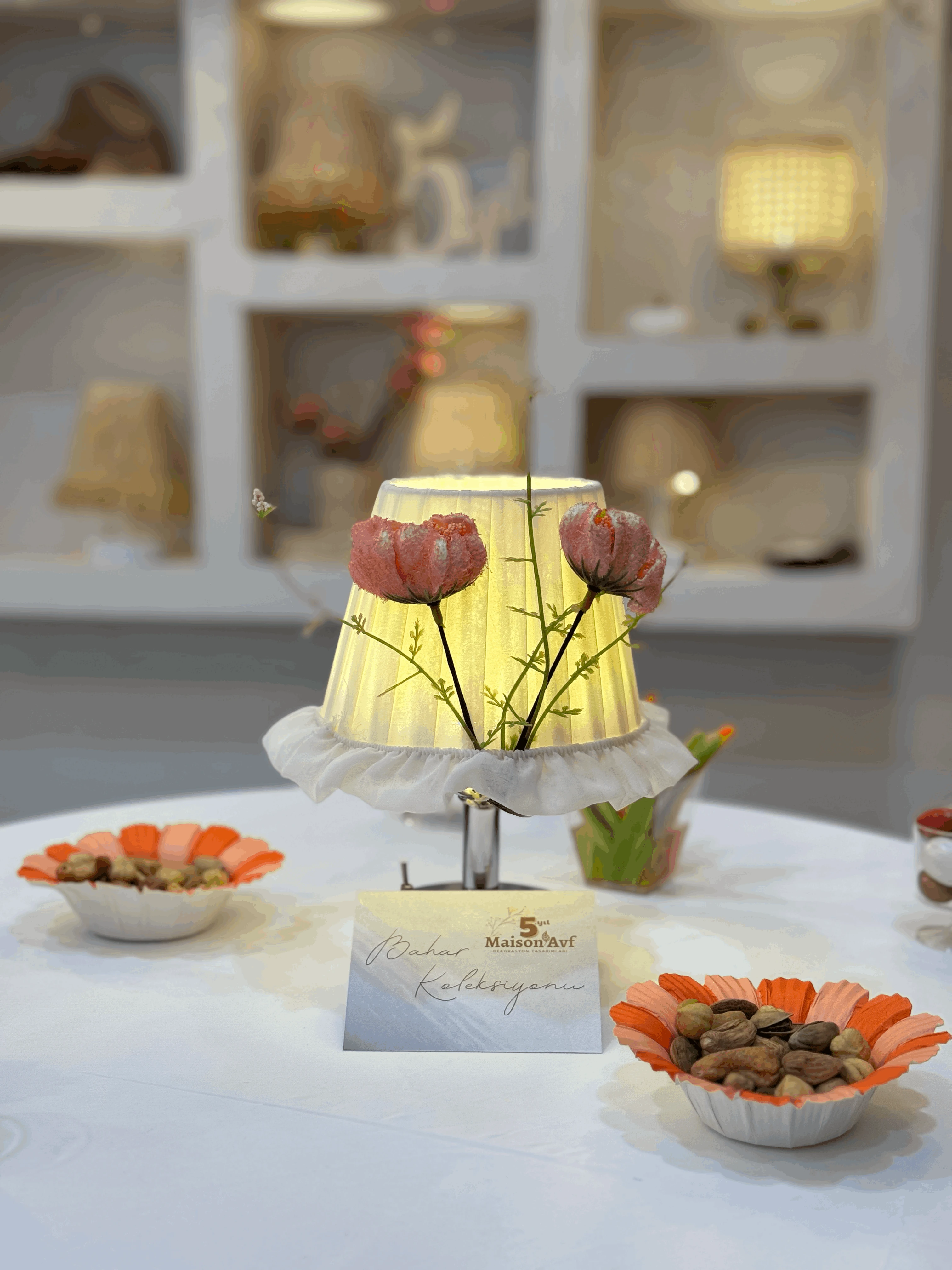 İpek Gelincik Kablosuz Pilli Masa Lambası - Gümüş