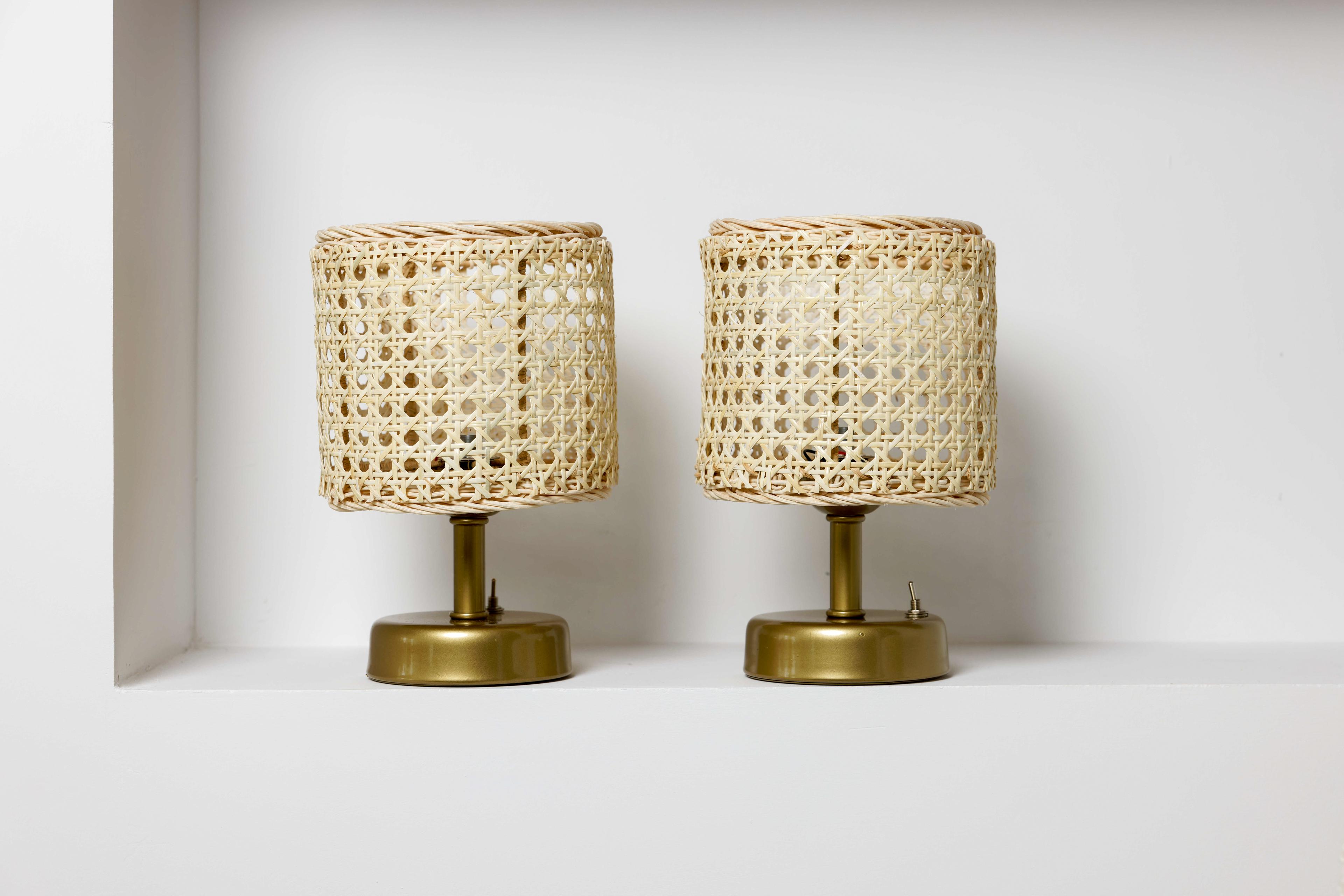 Wicker & Rattan Tabletop Wireless Battery Lamp