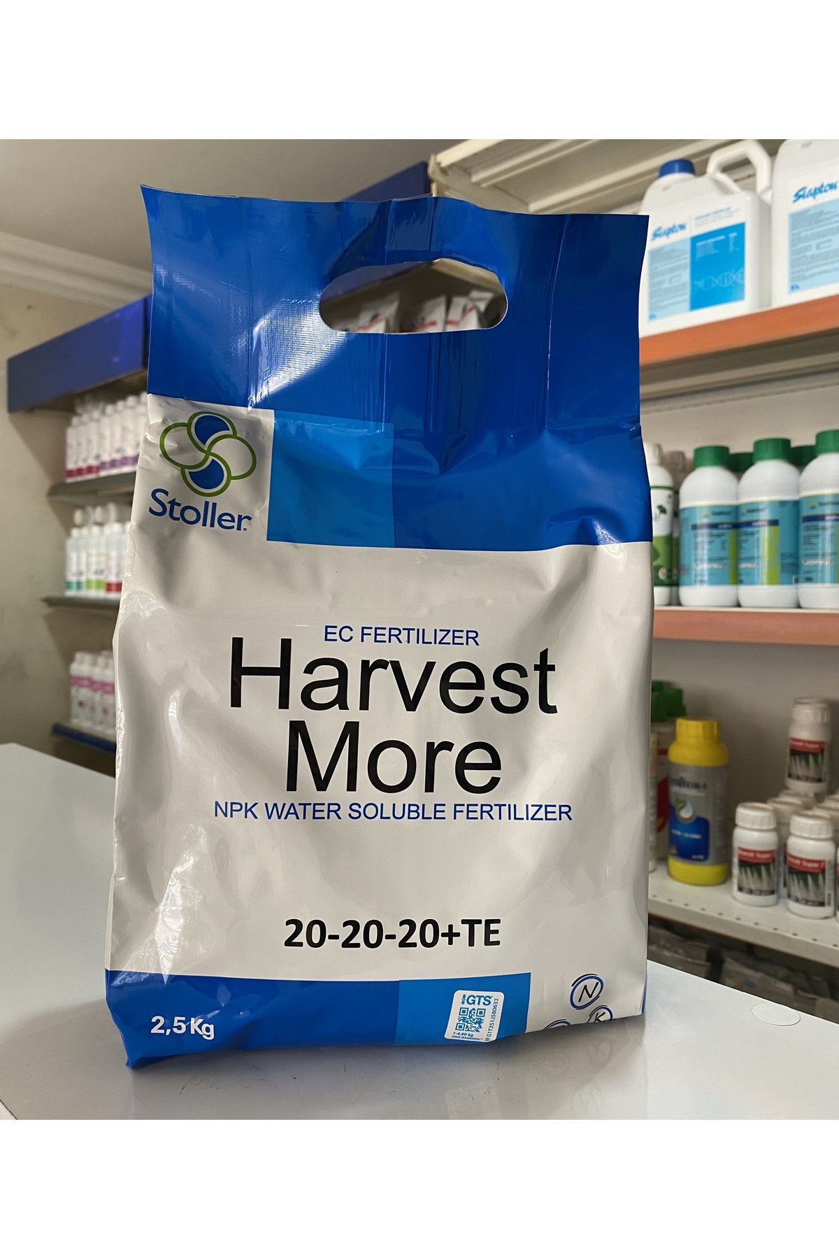 HARVEST MORE 20-20-20 + TE NPK FERTILIZER 2.5 KG