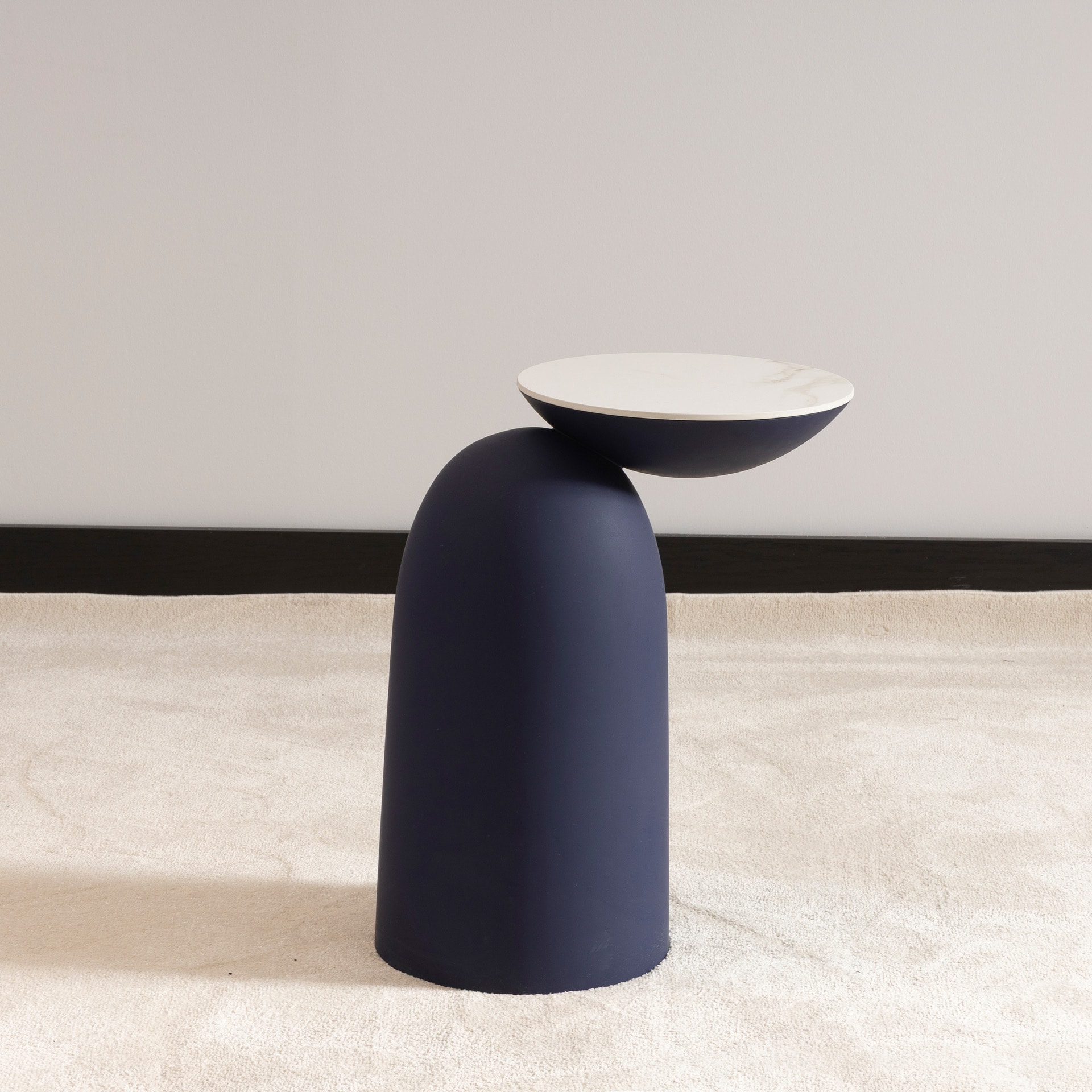 WILD SIDE TABLE