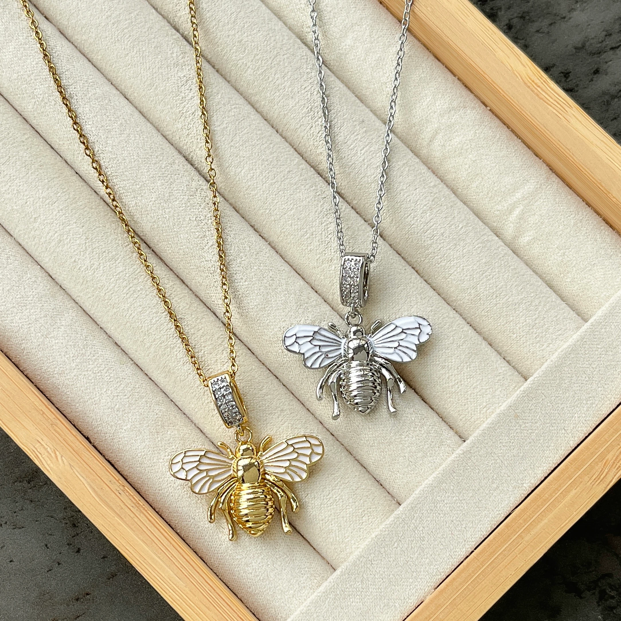 Çelik Arı Figür Kolye - Silver