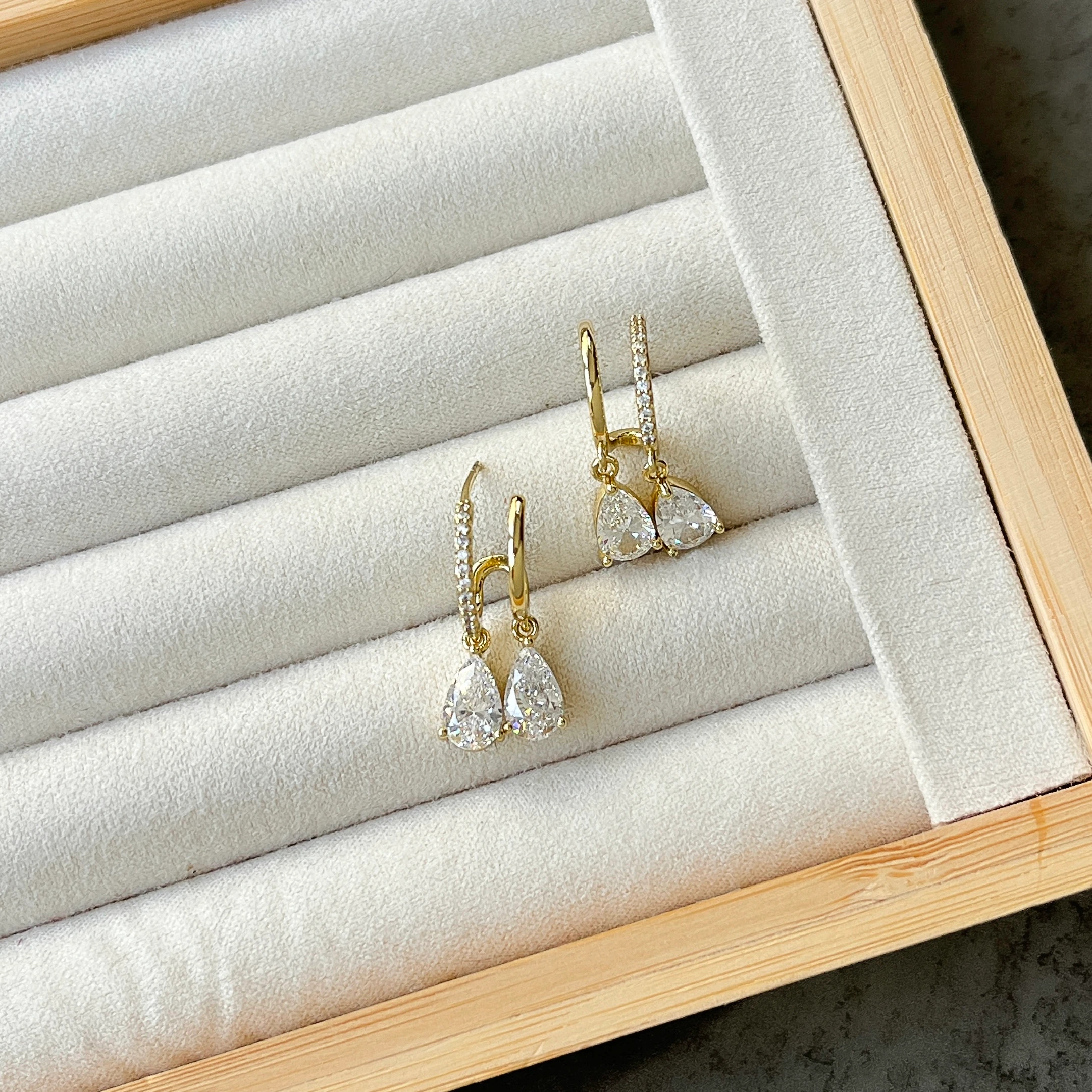 Damla Model İkili Görünümlü Küpe - Gold