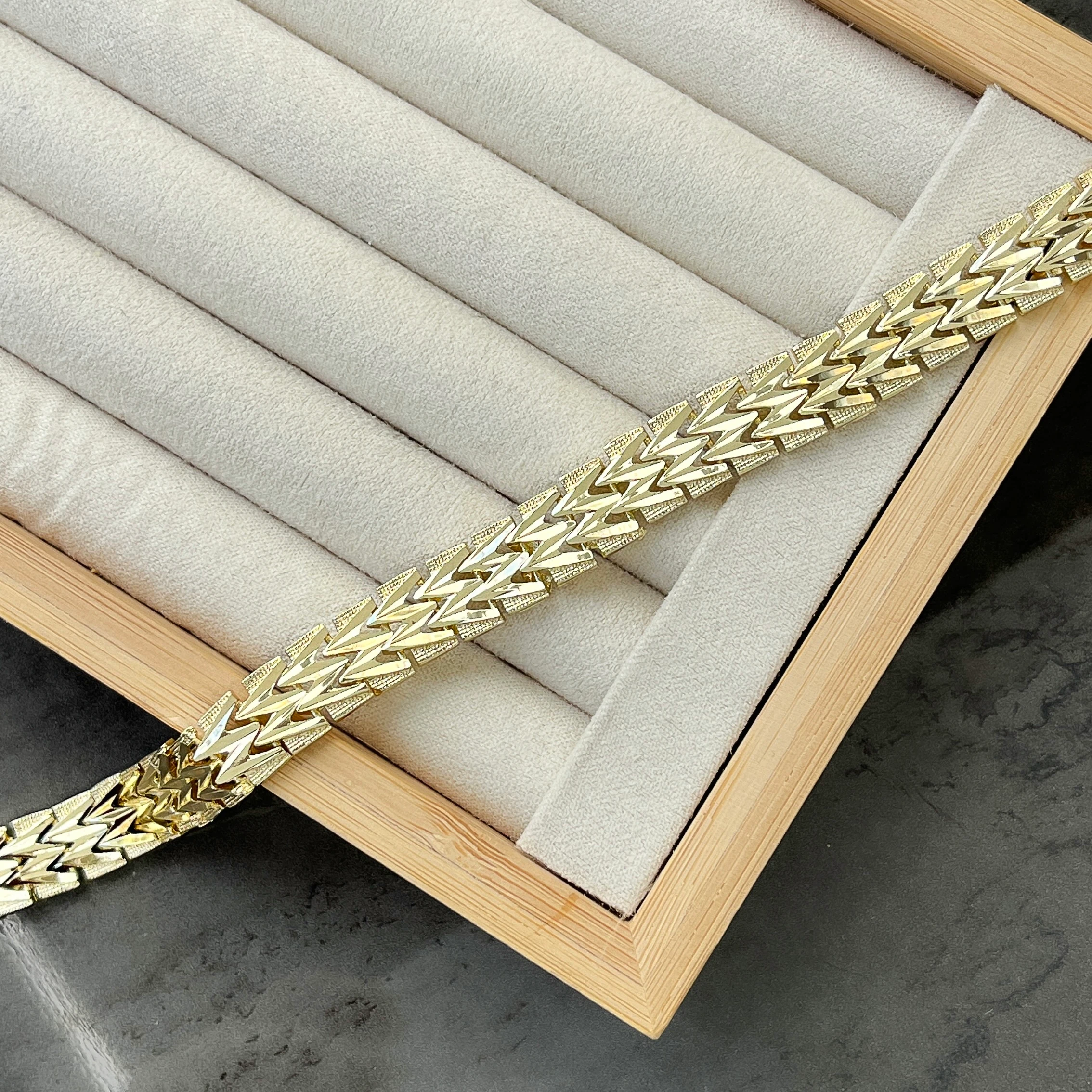 W Model Bileklik - 14K