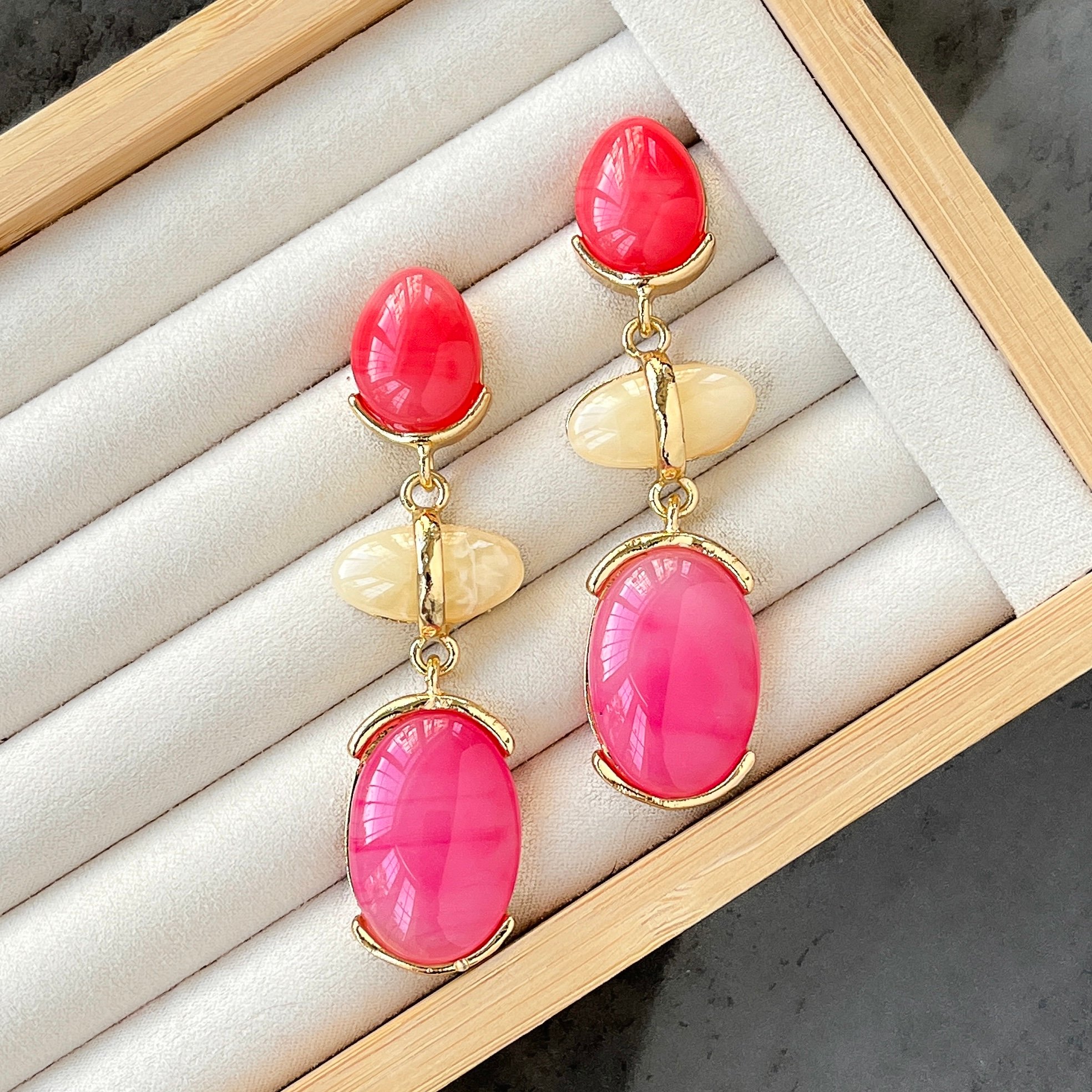  Sallantılı Model Küpe - Pembe