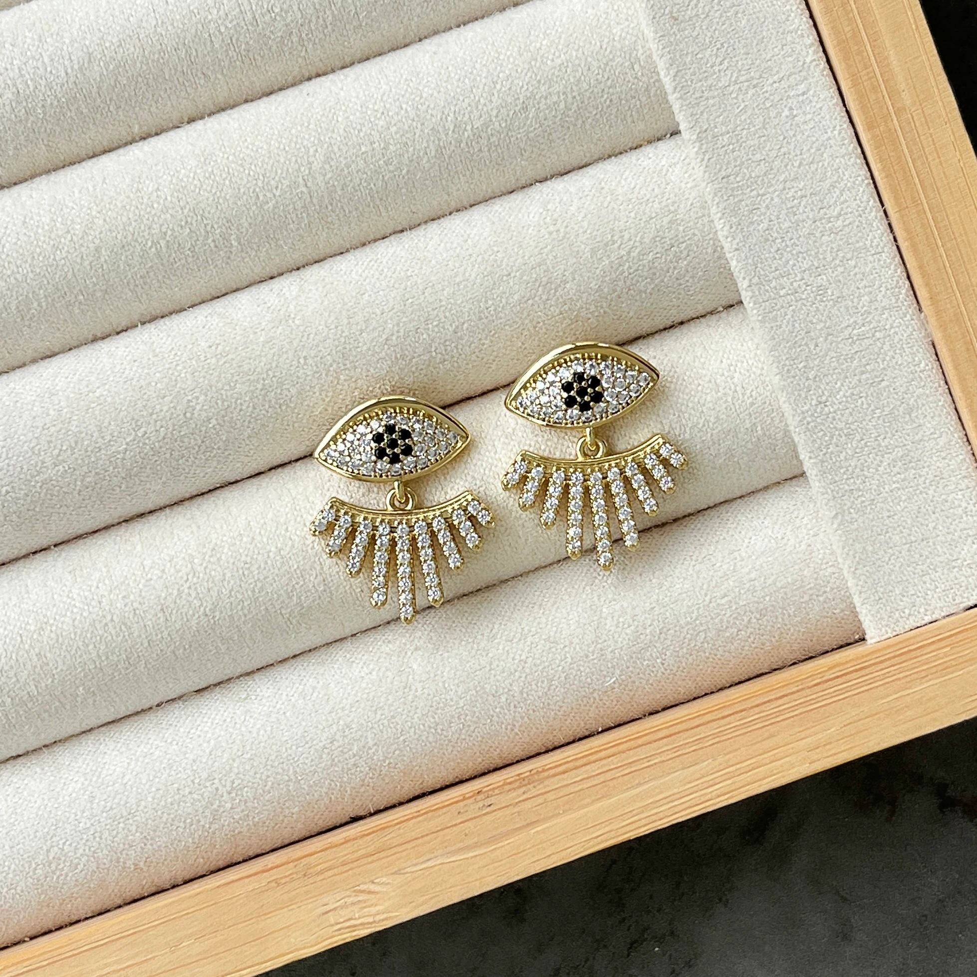 Göz Model Sallantılı Küpe - 14K