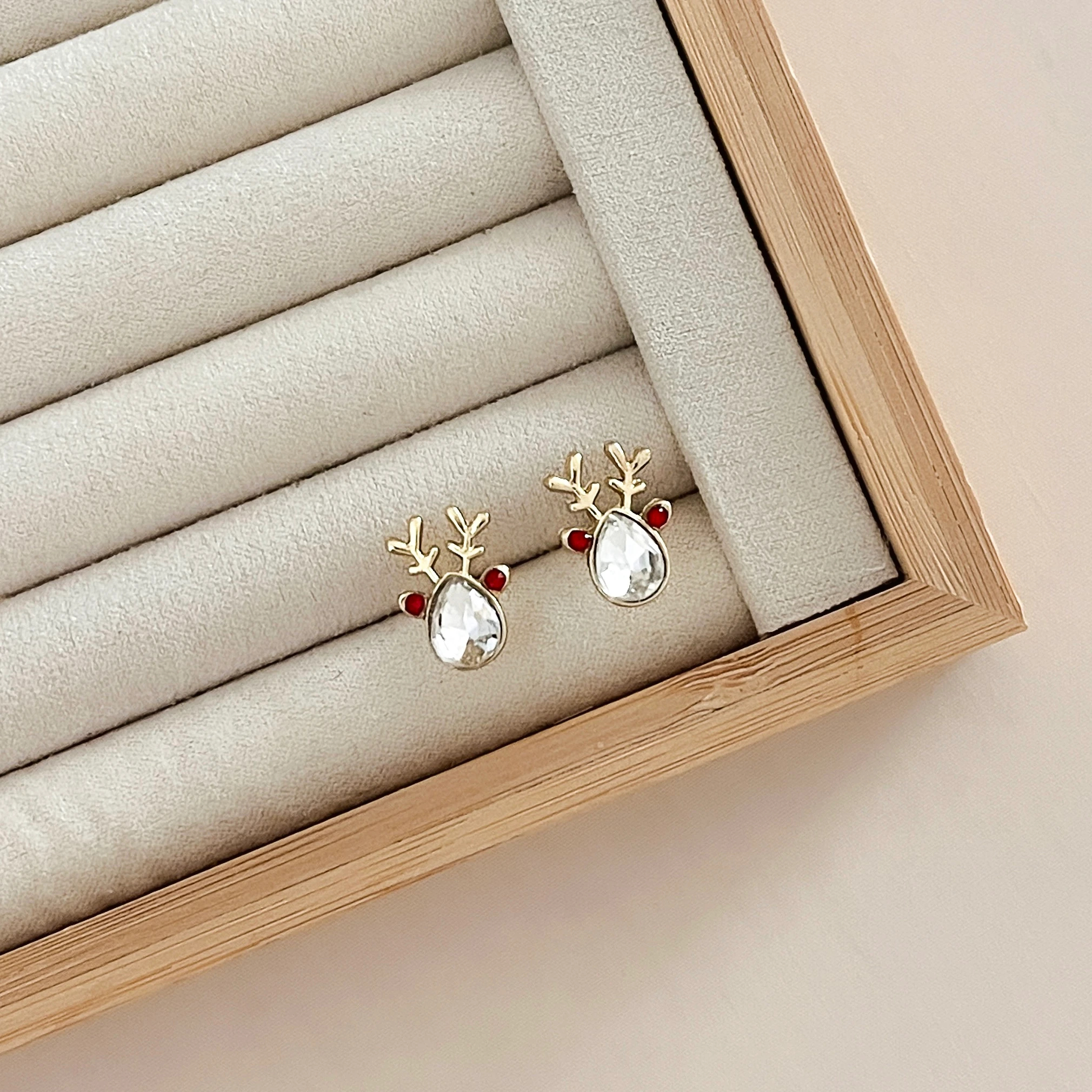 Yeni Yıl Küpe Modelleri - Geyik Başı