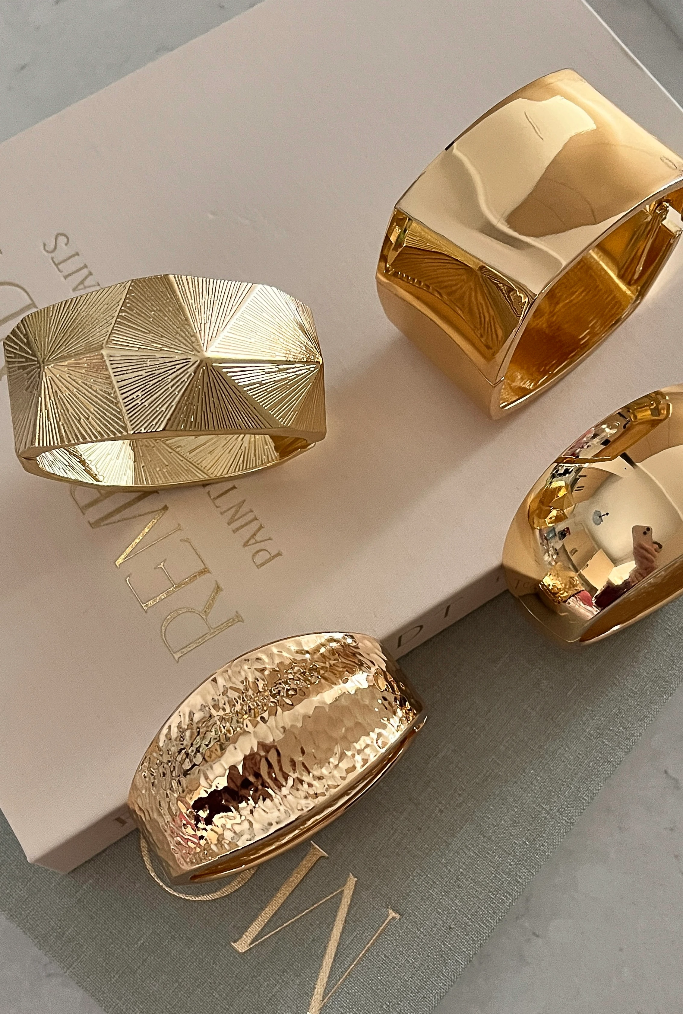 Gold Kalın Kelepçe Bileklik