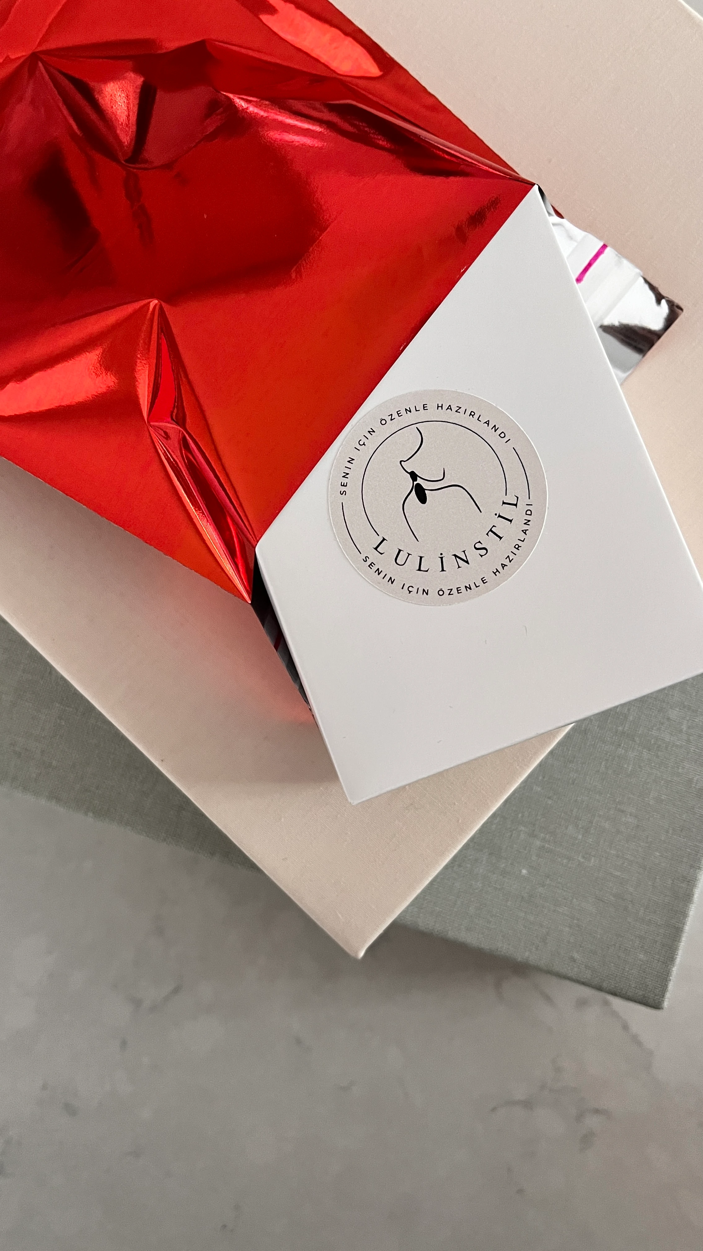 Lulinstil Hediye Kutusu
